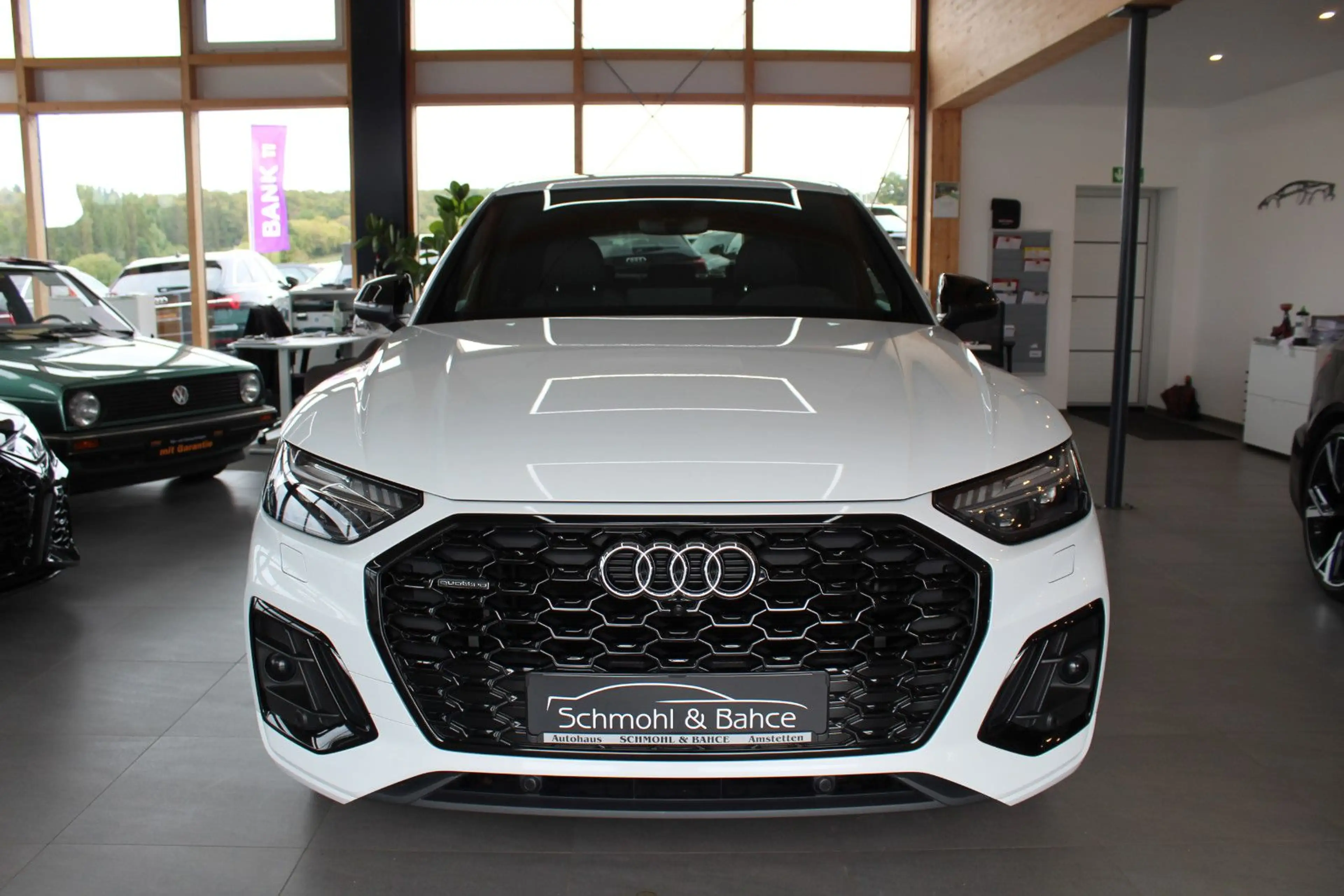 Audi Q5 Sportback 40 TDI quattro S tro S line sport — photo 2