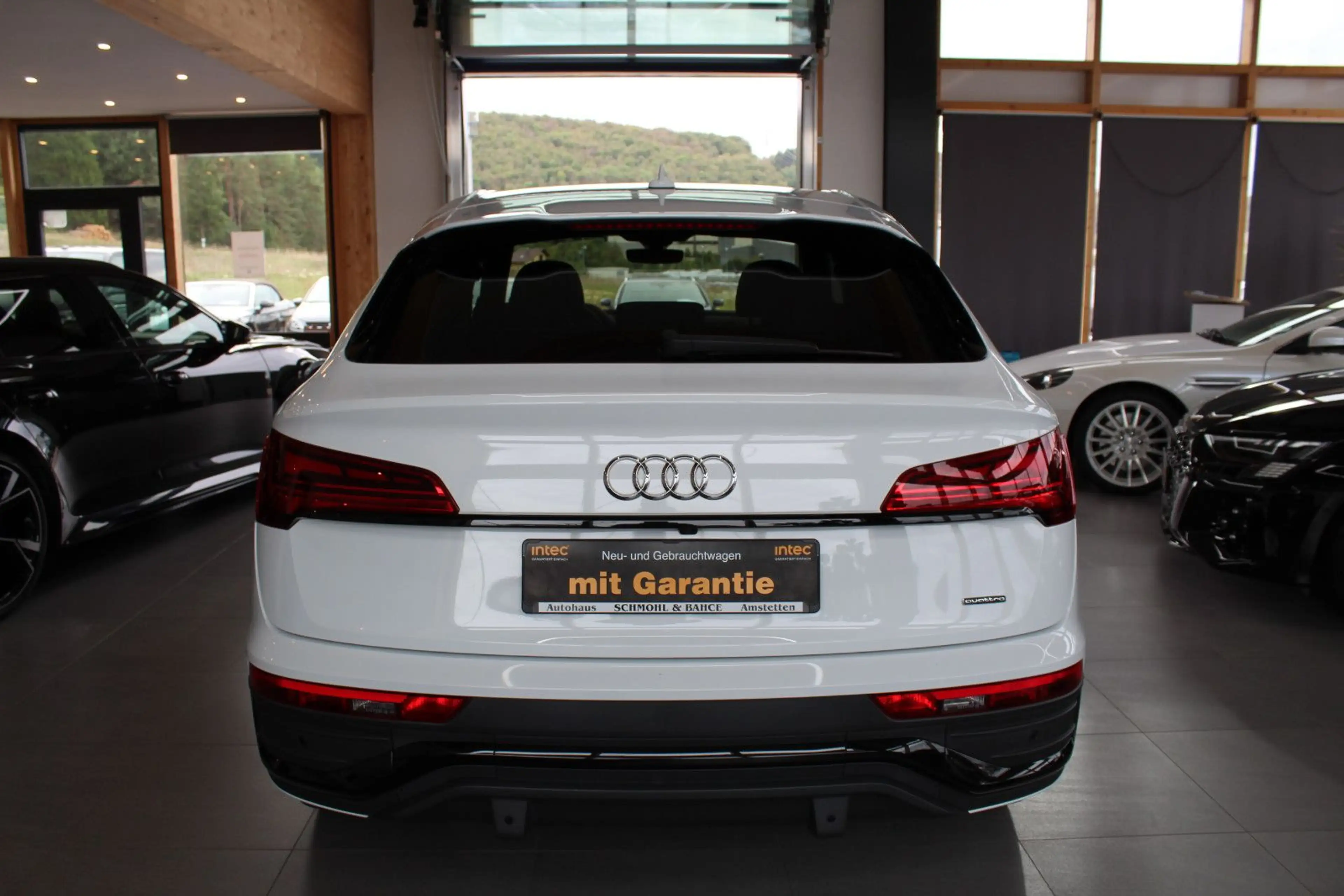 Audi Q5 Sportback 40 TDI quattro S tro S line sport — photo 5