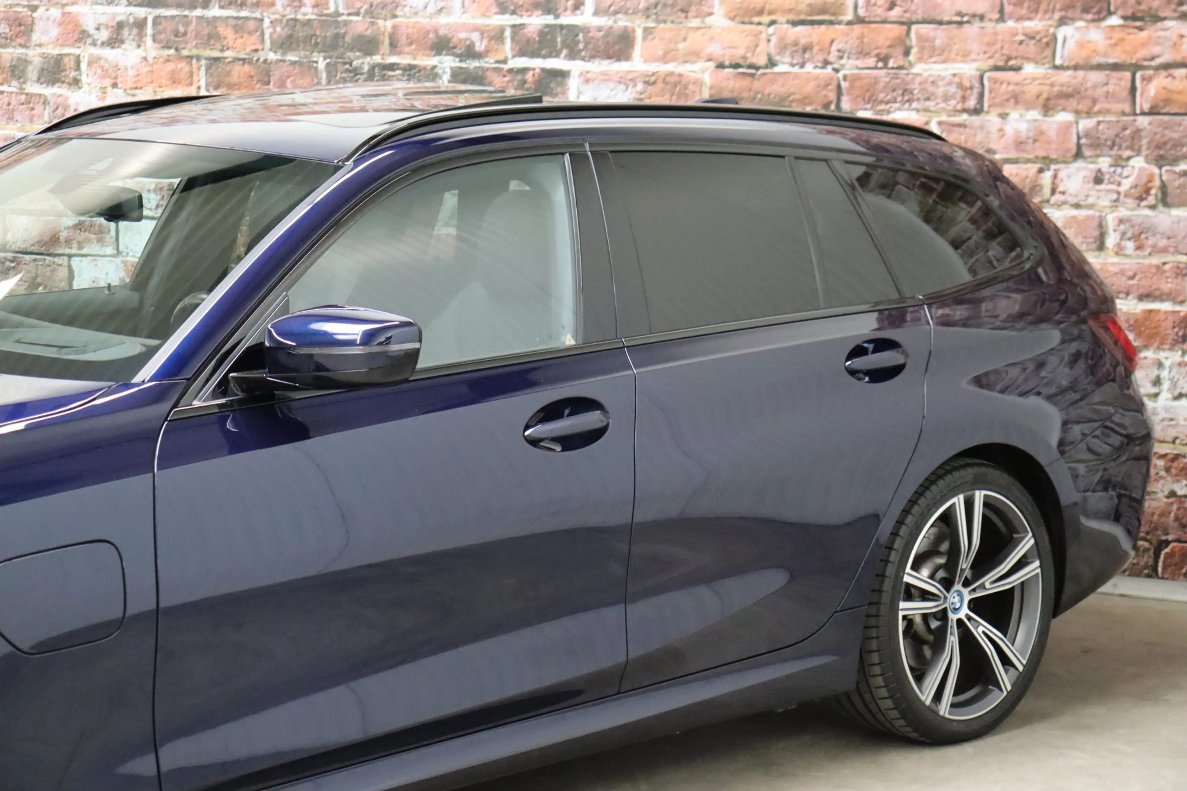 BMW 330 3 Serie Touring 330e High Executive M Sport Pakket — photo 8