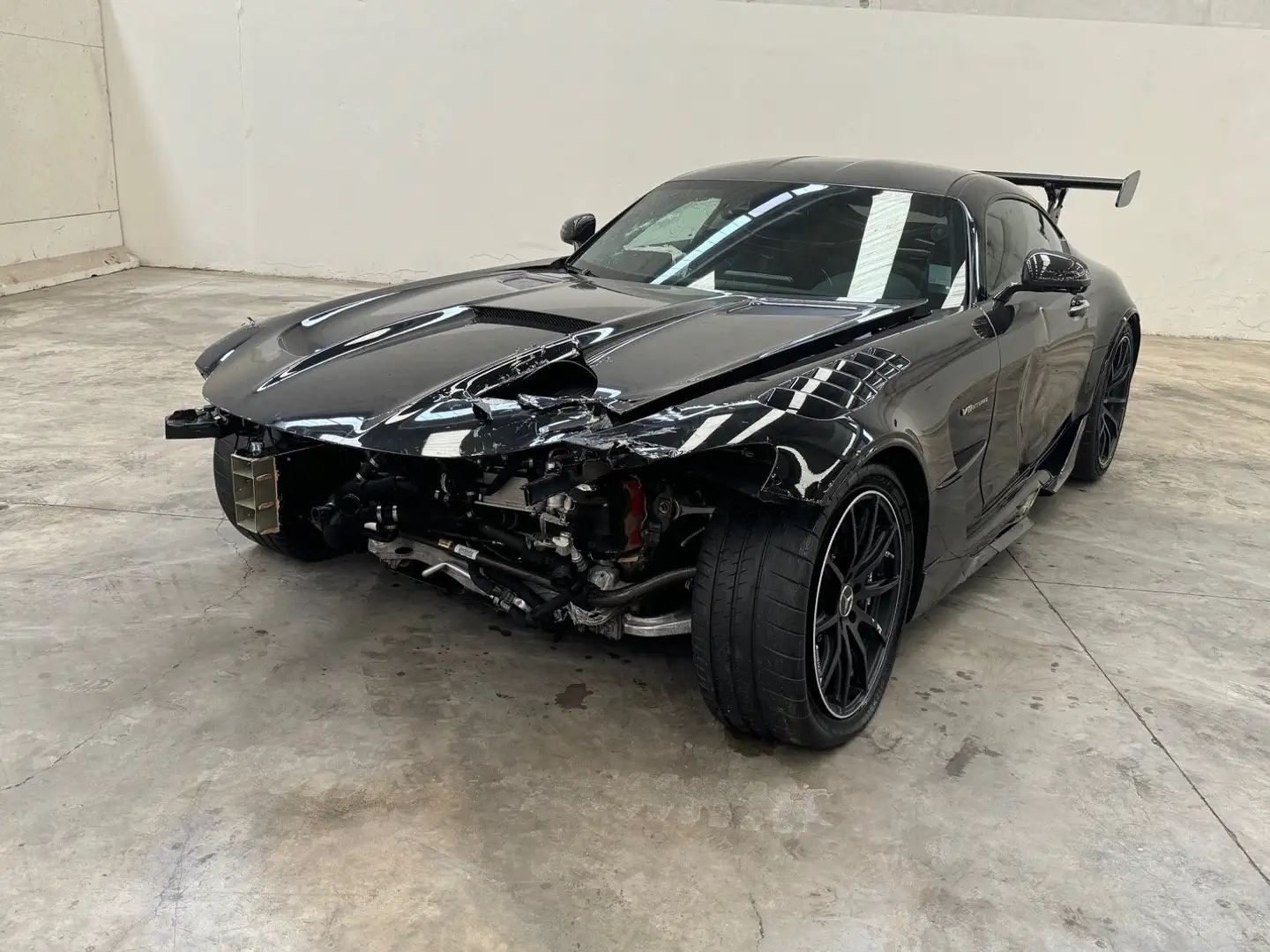 Mercedes-Benz AMG GT Black Series *LIMITED EDITION* Noir - 1