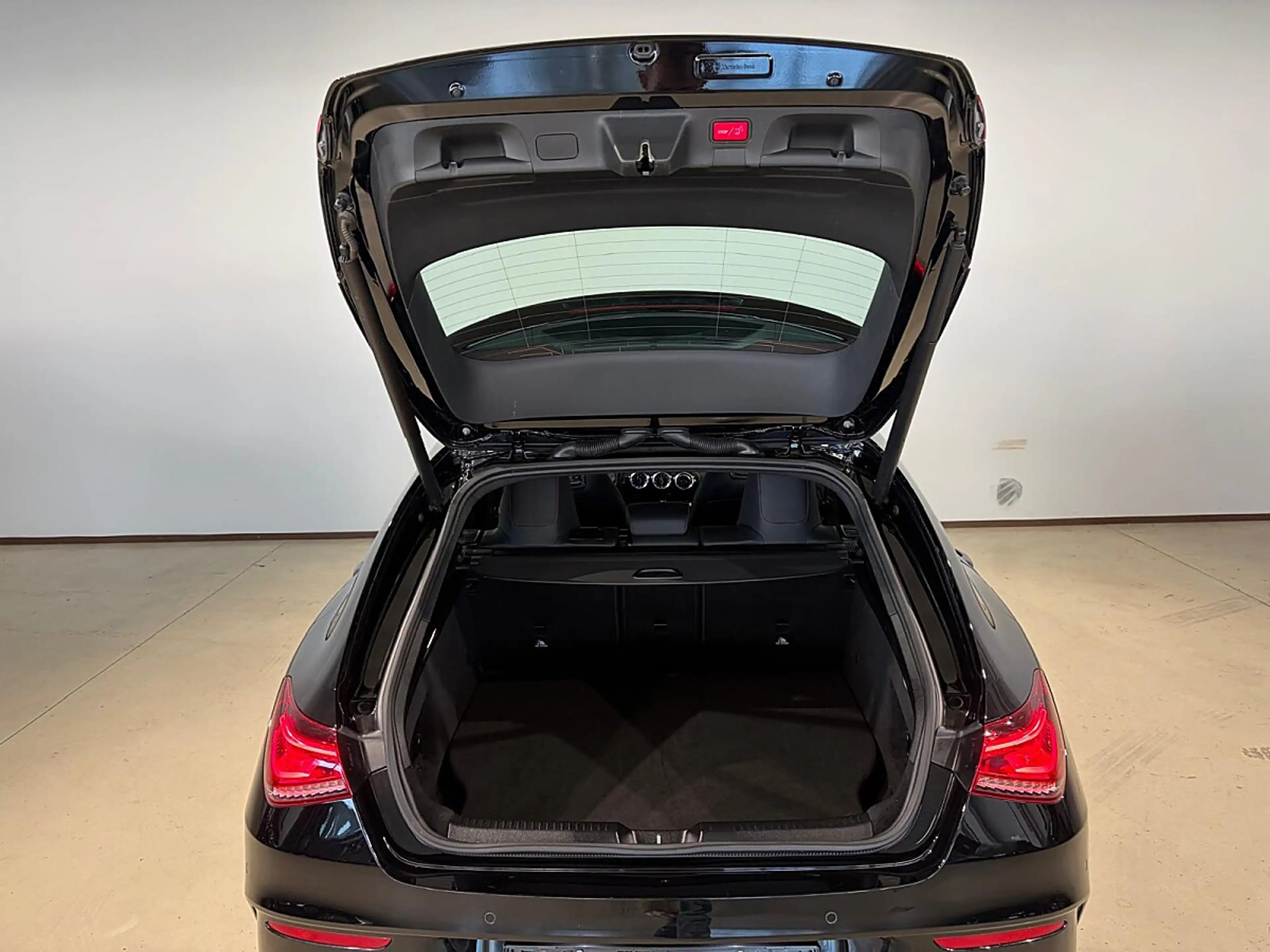 Mercedes-Benz CLA 250 Shooting Brake Aut. — photo 5