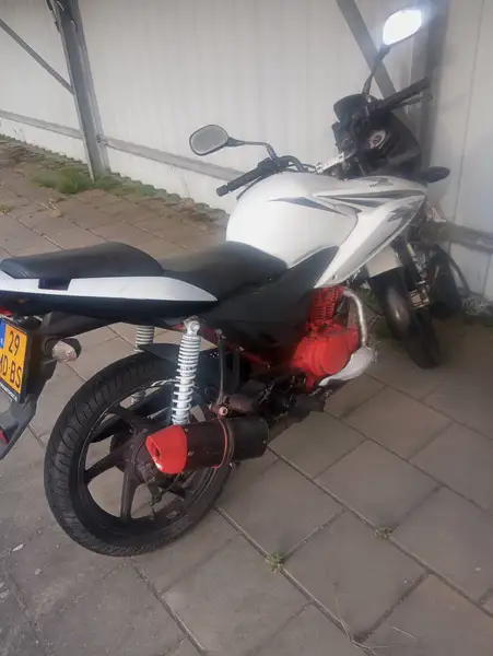 Honda CBF 125