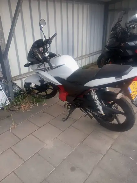 Honda CBF 125 - foto 3