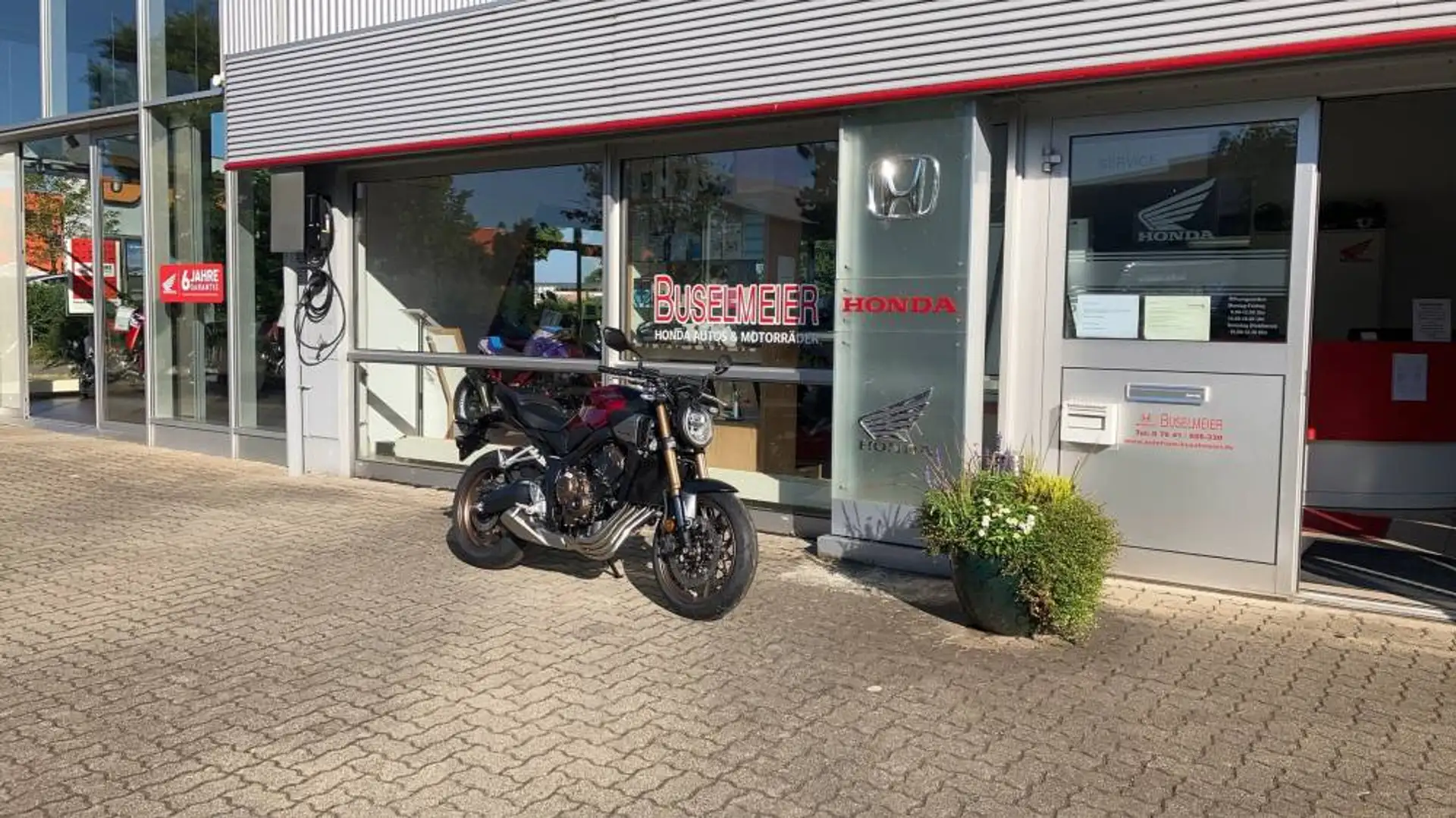 Honda CB 650 R Euro5+ Rouge - 1