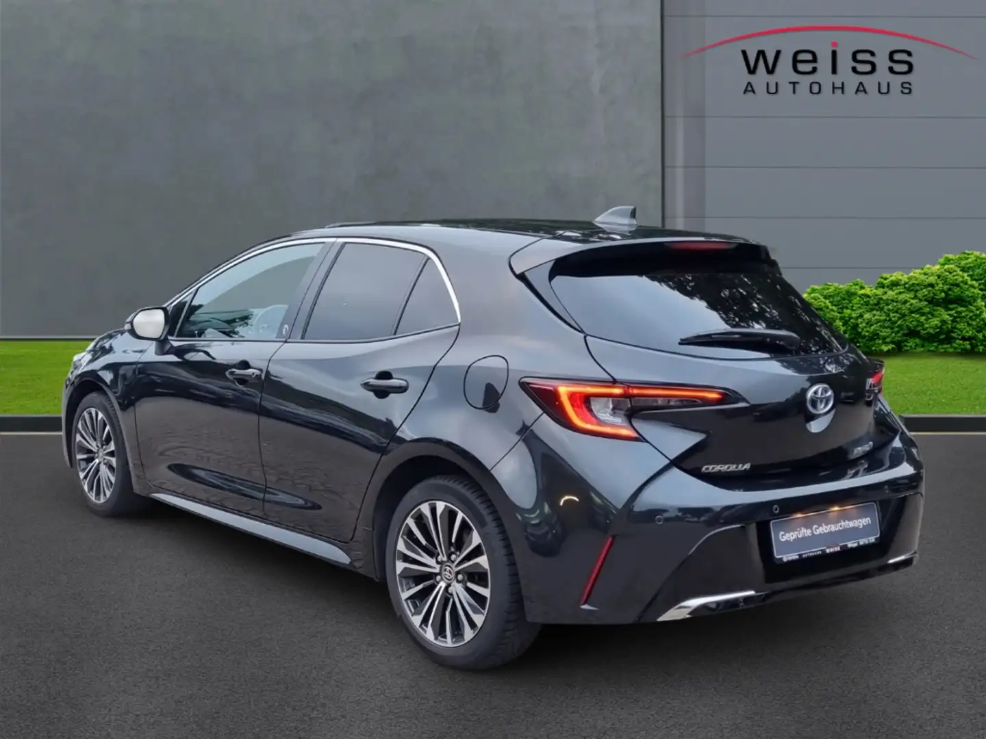 Toyota Corolla Hybrid Team D 1.8 Navi LED ACC Apple CarPlay Andro Schwarz - 2