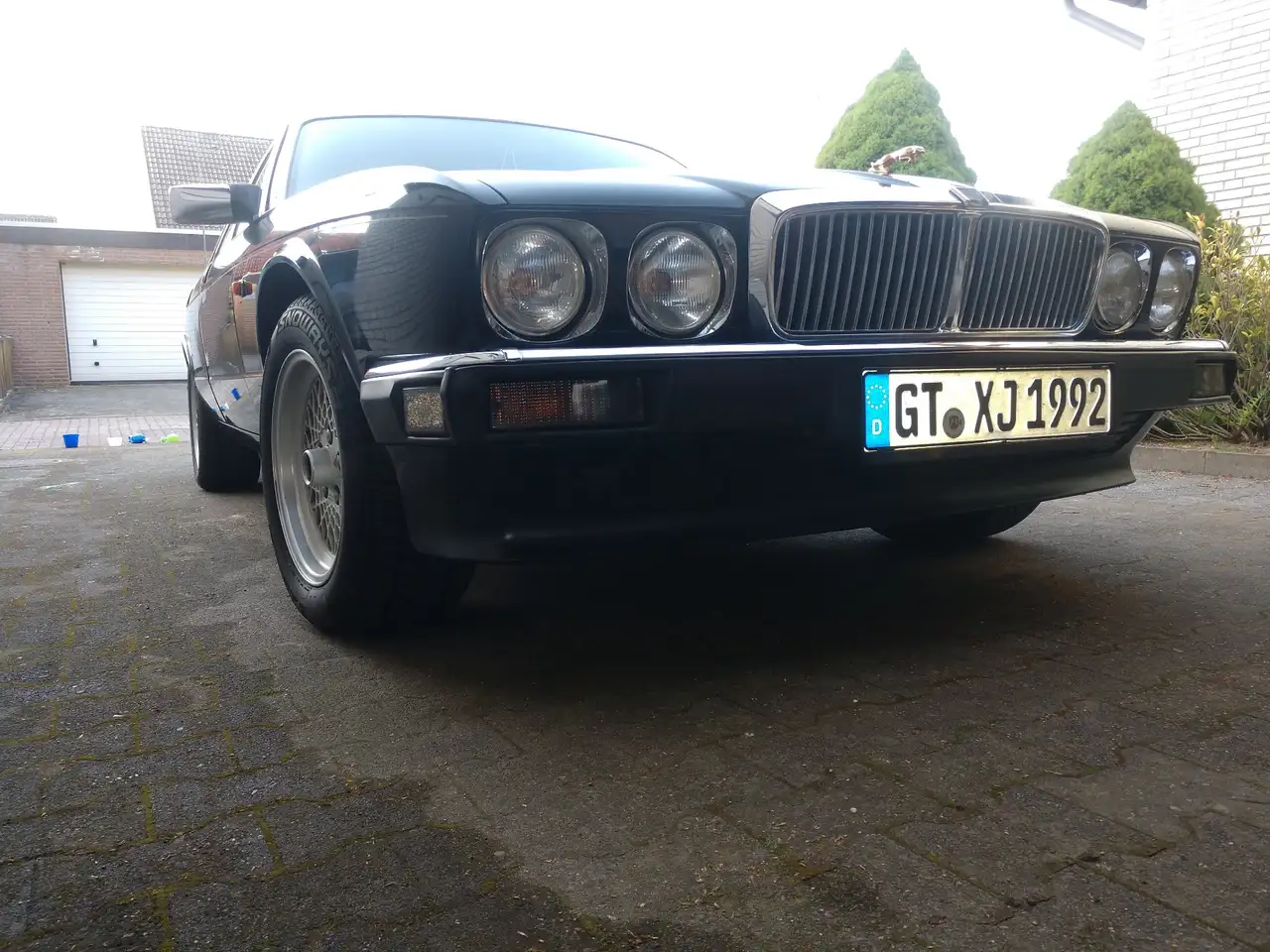 Jaguar XJ40, foto 1
