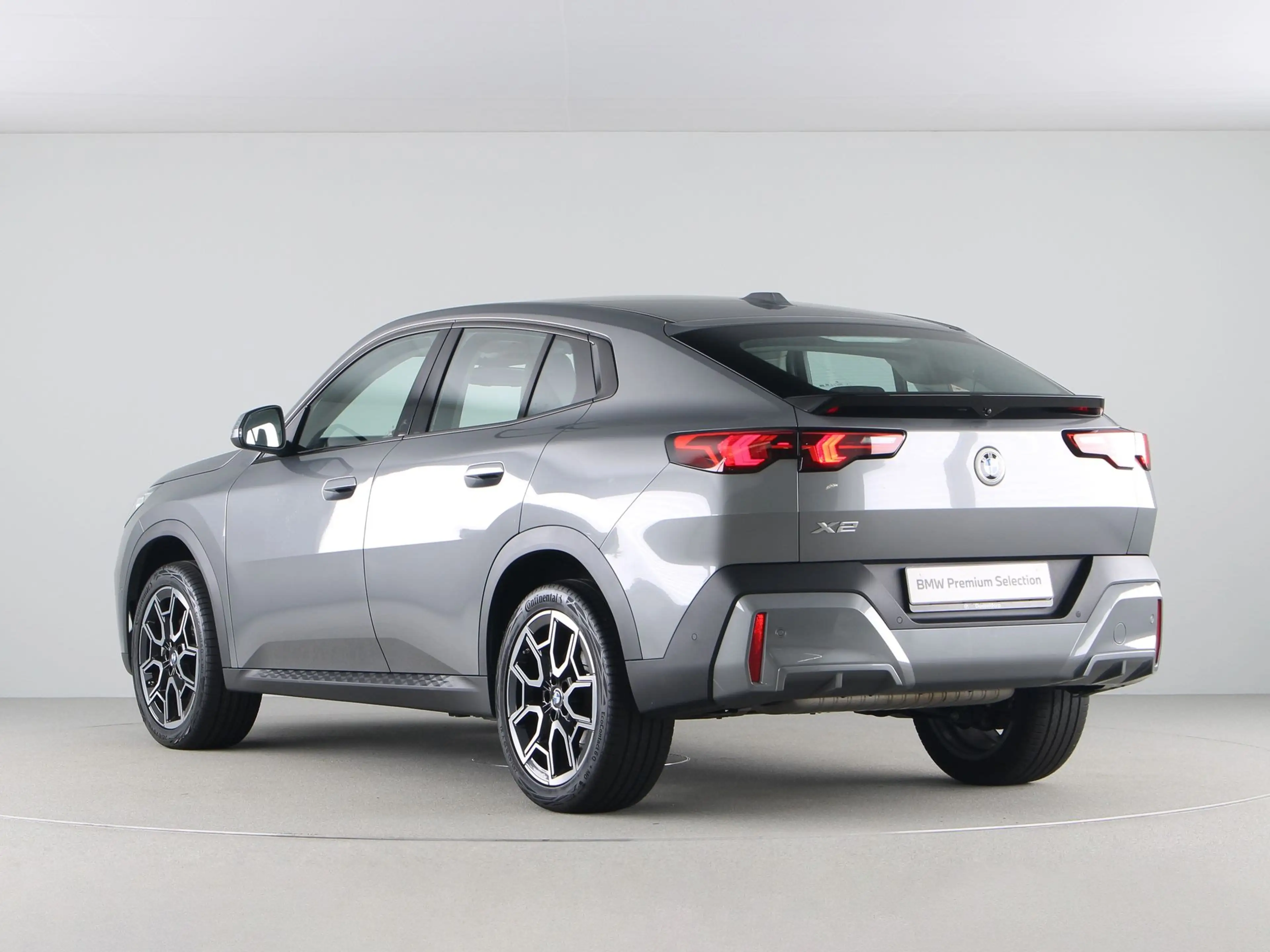 BMW X2 sDrive20i Launch Edition — photo 11