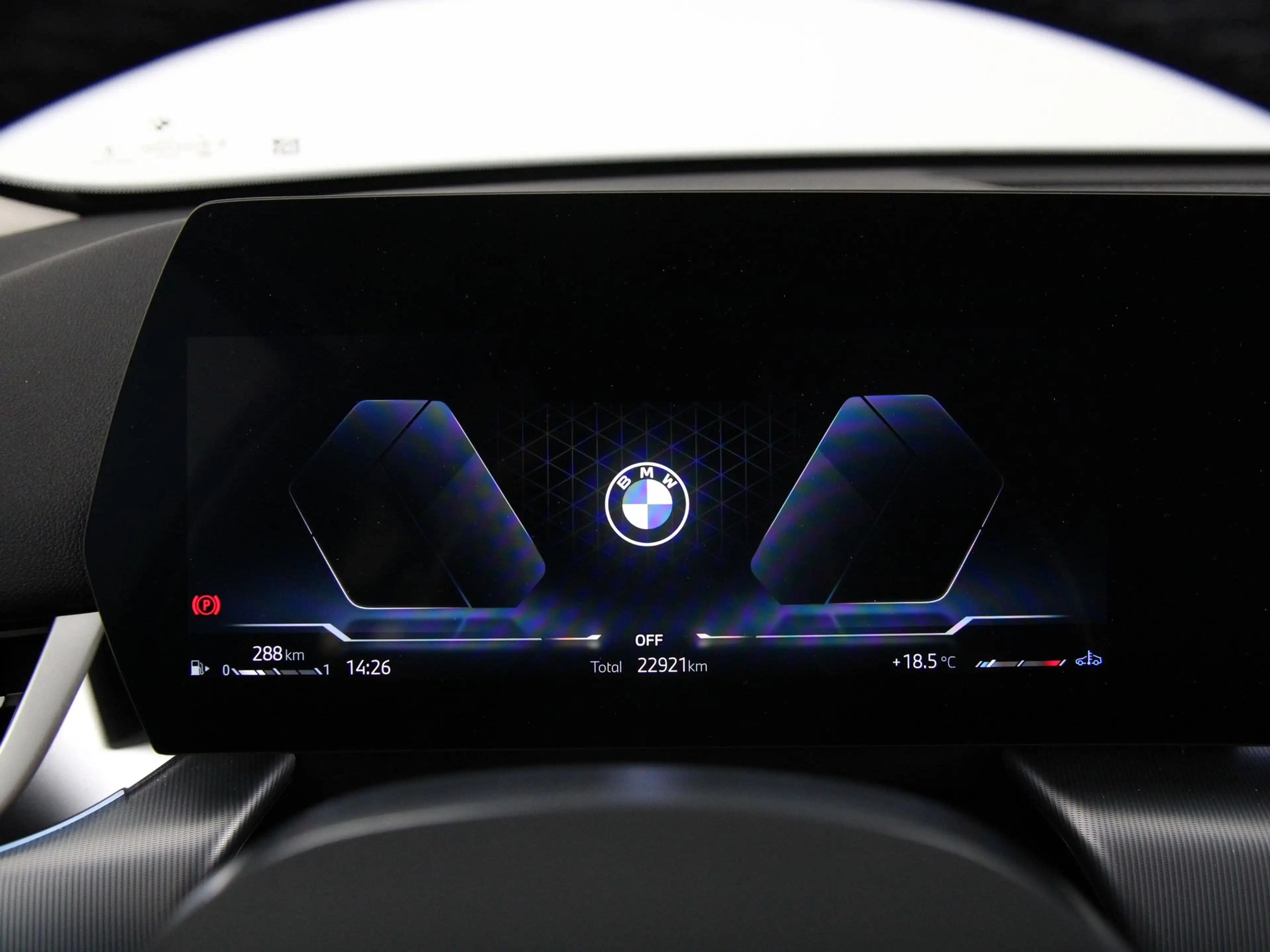 BMW X2 sDrive20i Launch Edition — photo 3