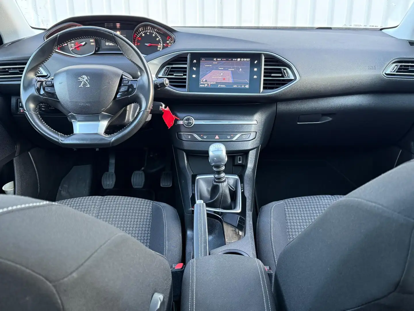 Peugeot 308 1.2 PureTech Blue Lease Executive Trekhaak,AppleCa Fehér - 2