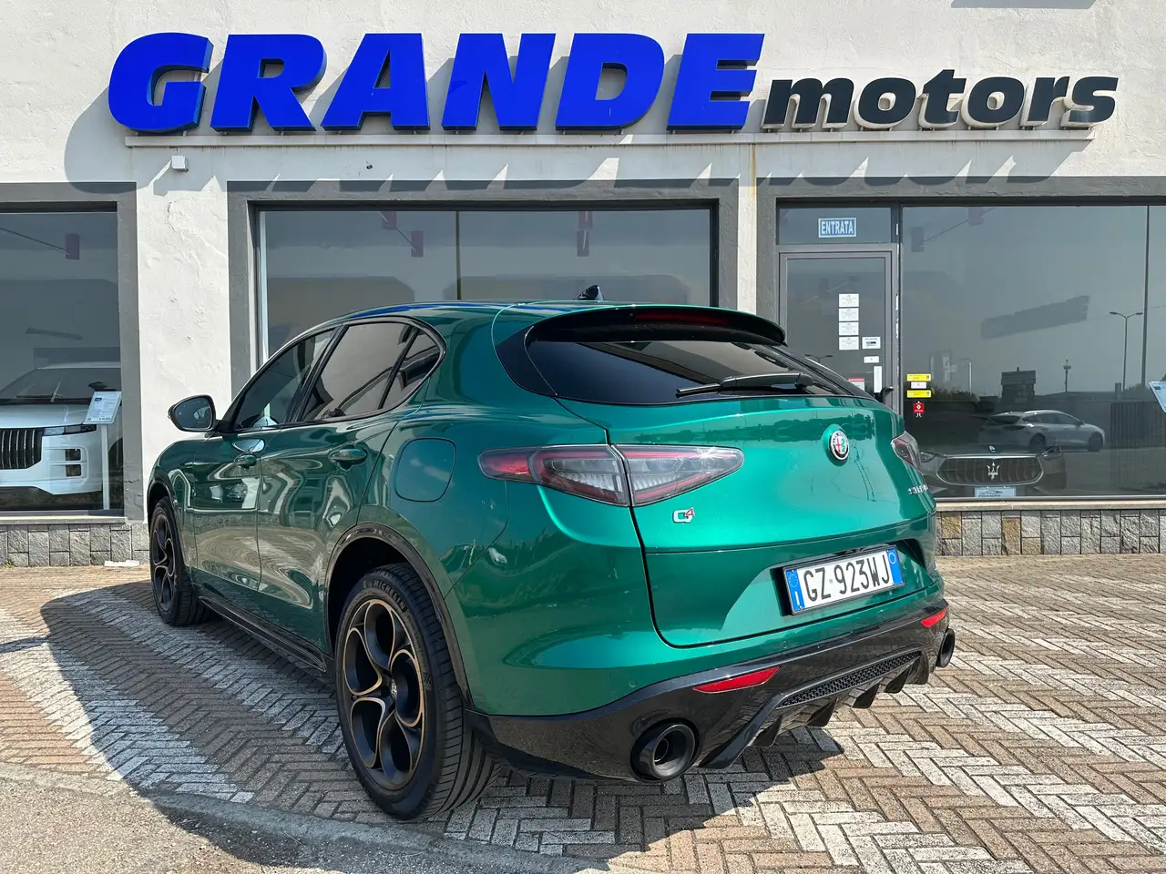 Alfa Romeo Stelvio 2025