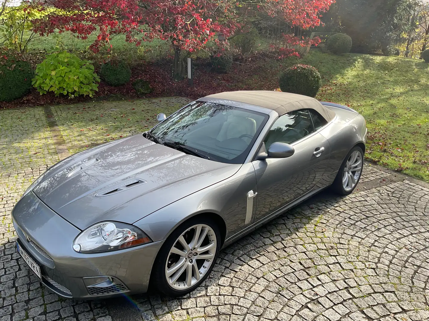 Jaguar XKR Silber - 1