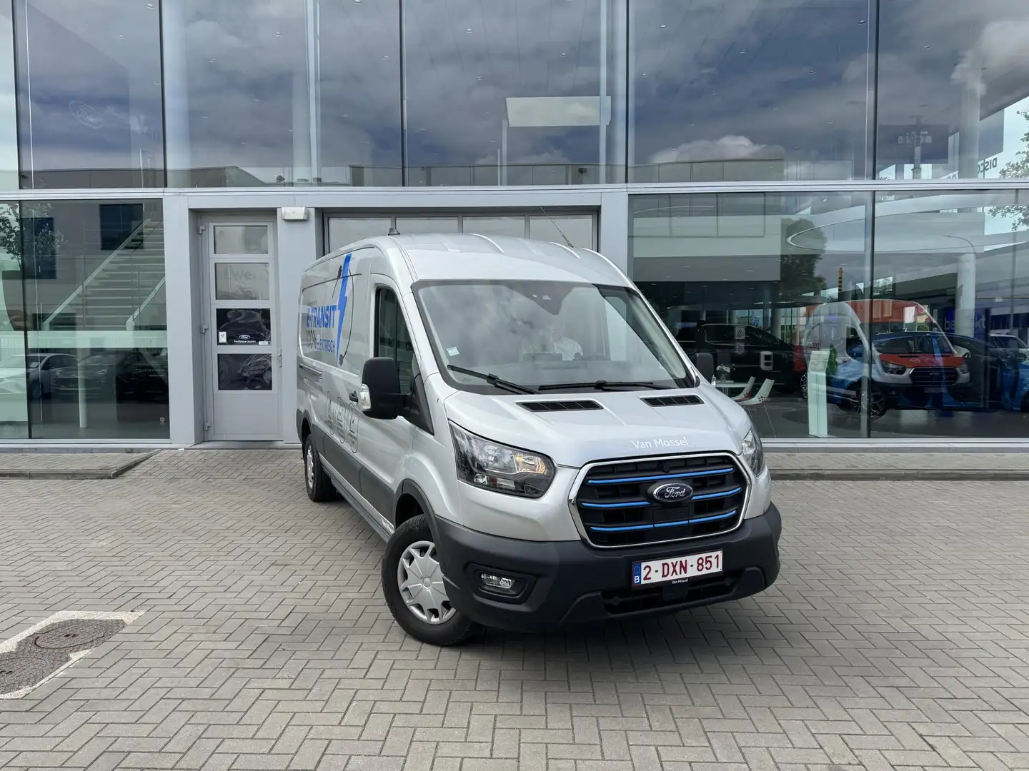 Ford Transit 2T 350 L3H2 Trend 68kWh=278km Meteen beschikbaar F Argent - 2