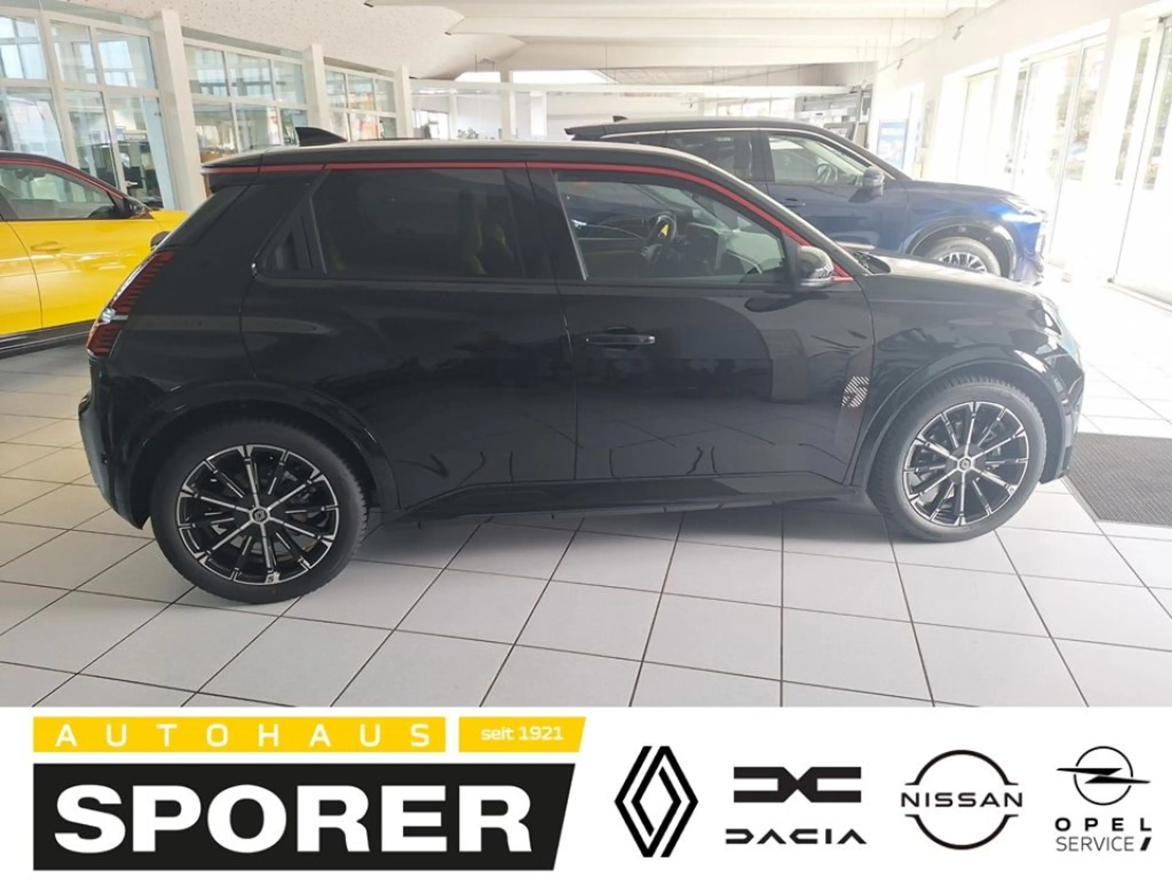 Renault R 5 E-Tech Iconic Five 150 Comfort Range
