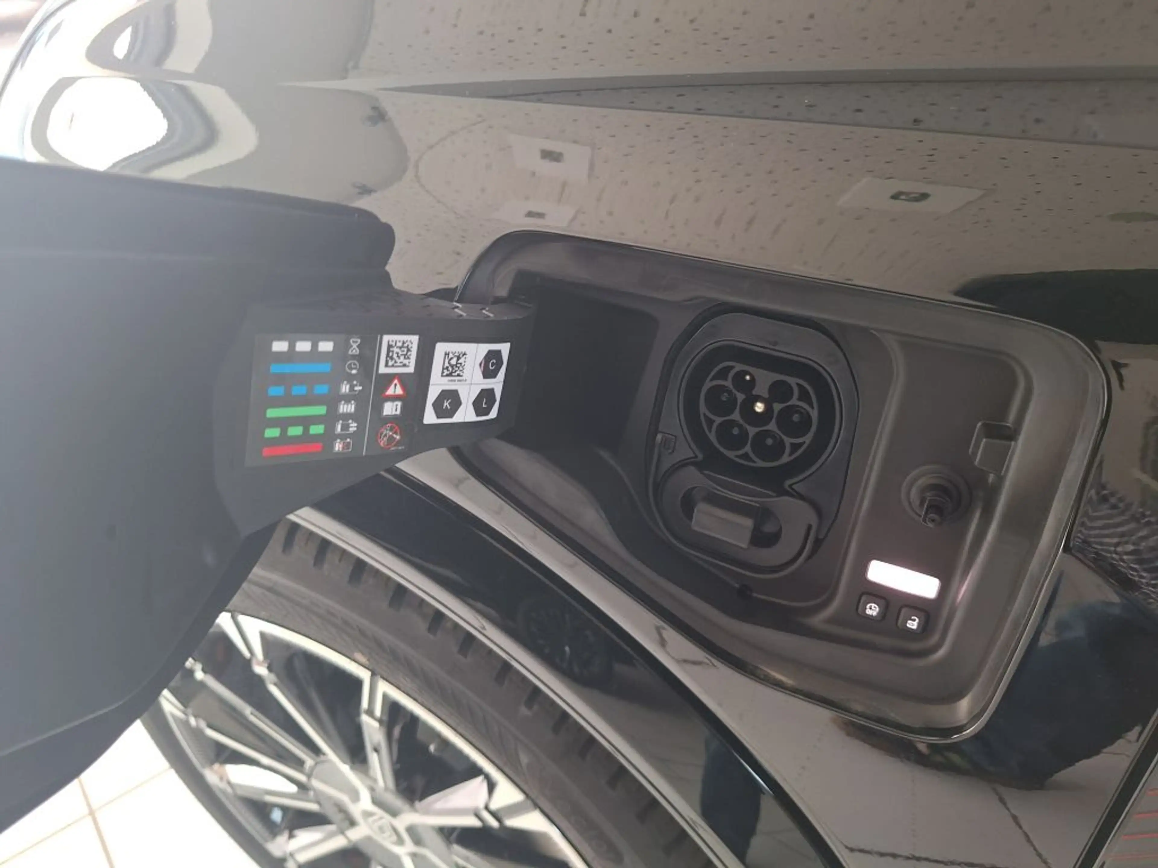 Renault R 5 E-Tech Iconic Five 150 Comfort Range — photo 6