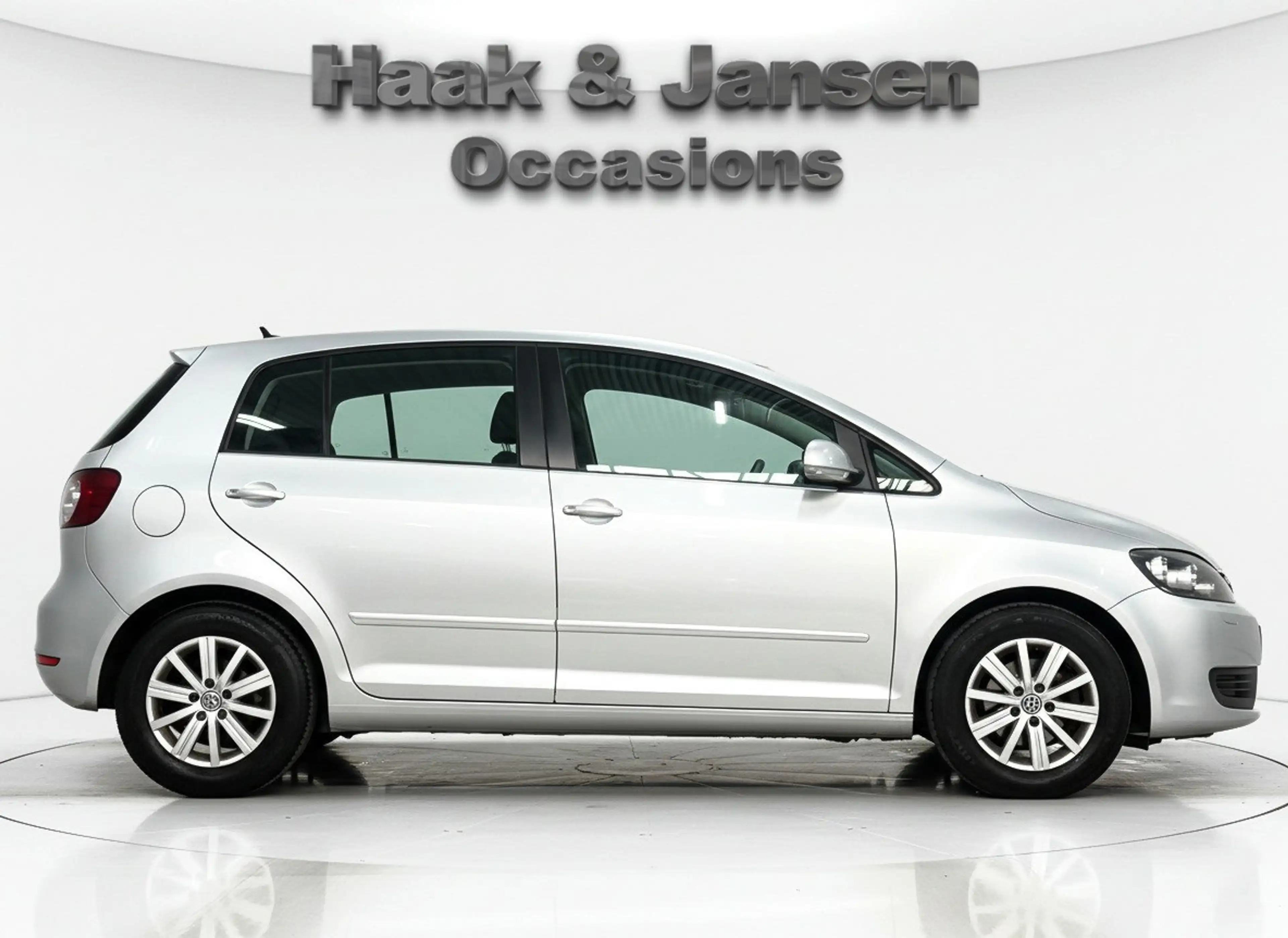 Volkswagen Golf Plus 1.2 TSI Comfortline BlueMotion Cruise — photo 8