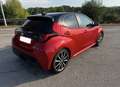 Toyota Yaris 130H 1.5 GR Sport Plus Rojo - thumbnail 2