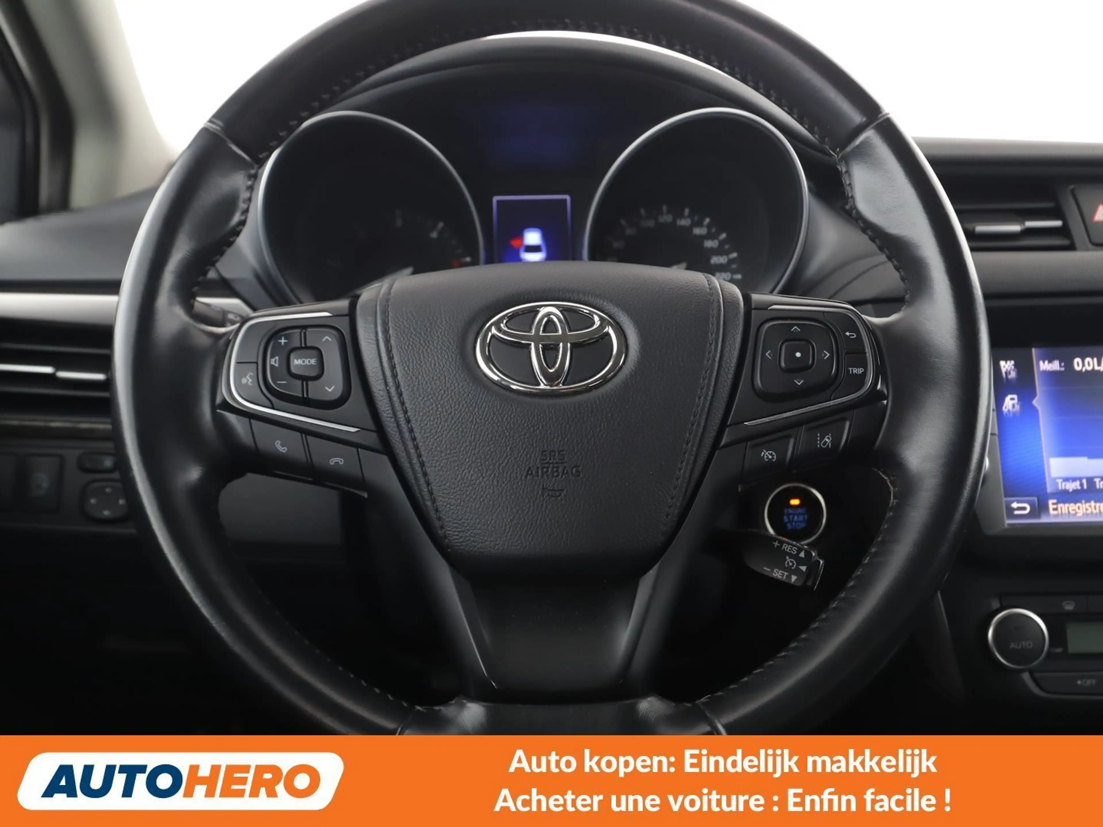 Toyota Avensis 2.0 D-4D Executive — photo 5
