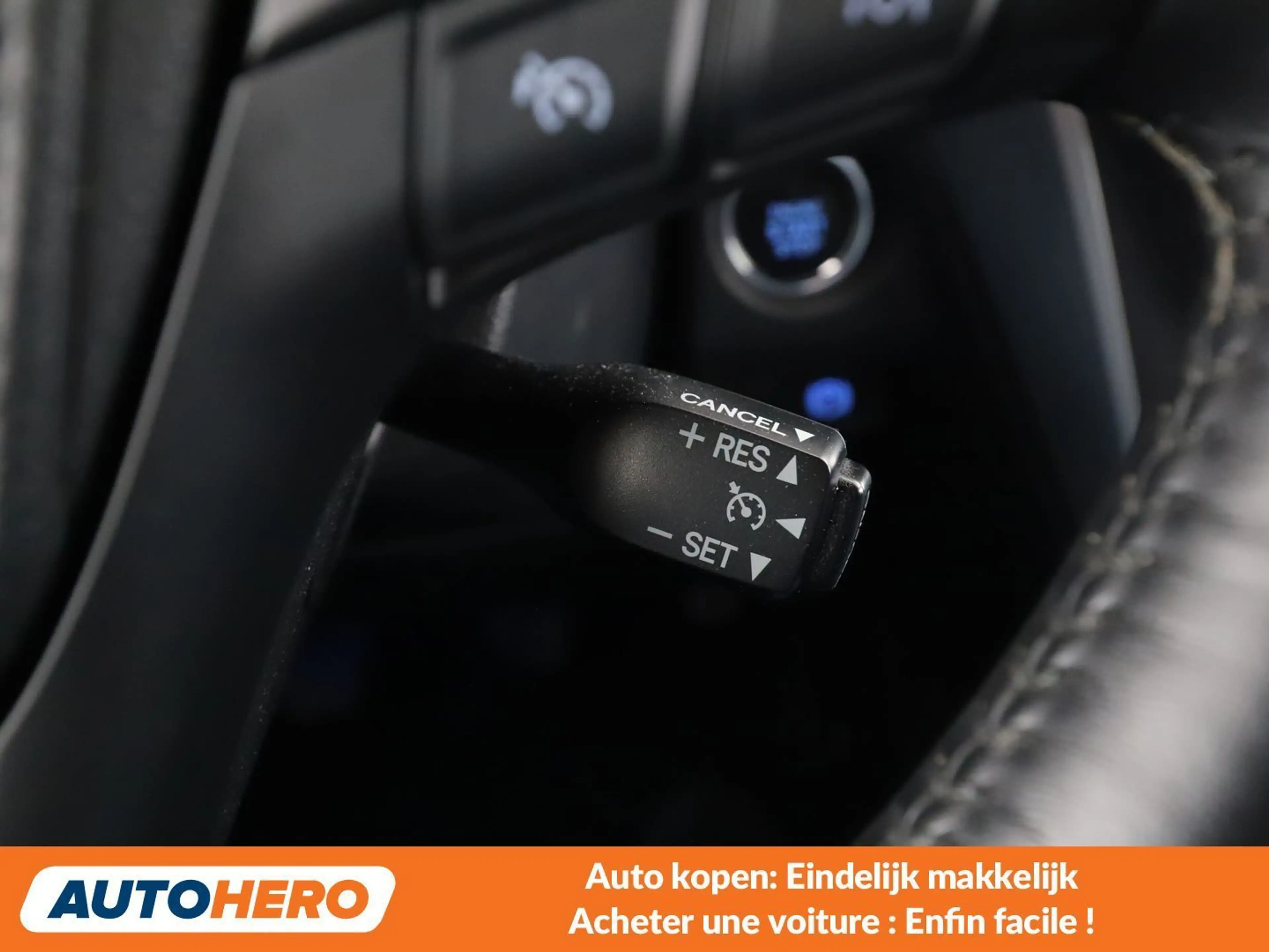 Toyota Avensis 2.0 D-4D Executive — photo 12