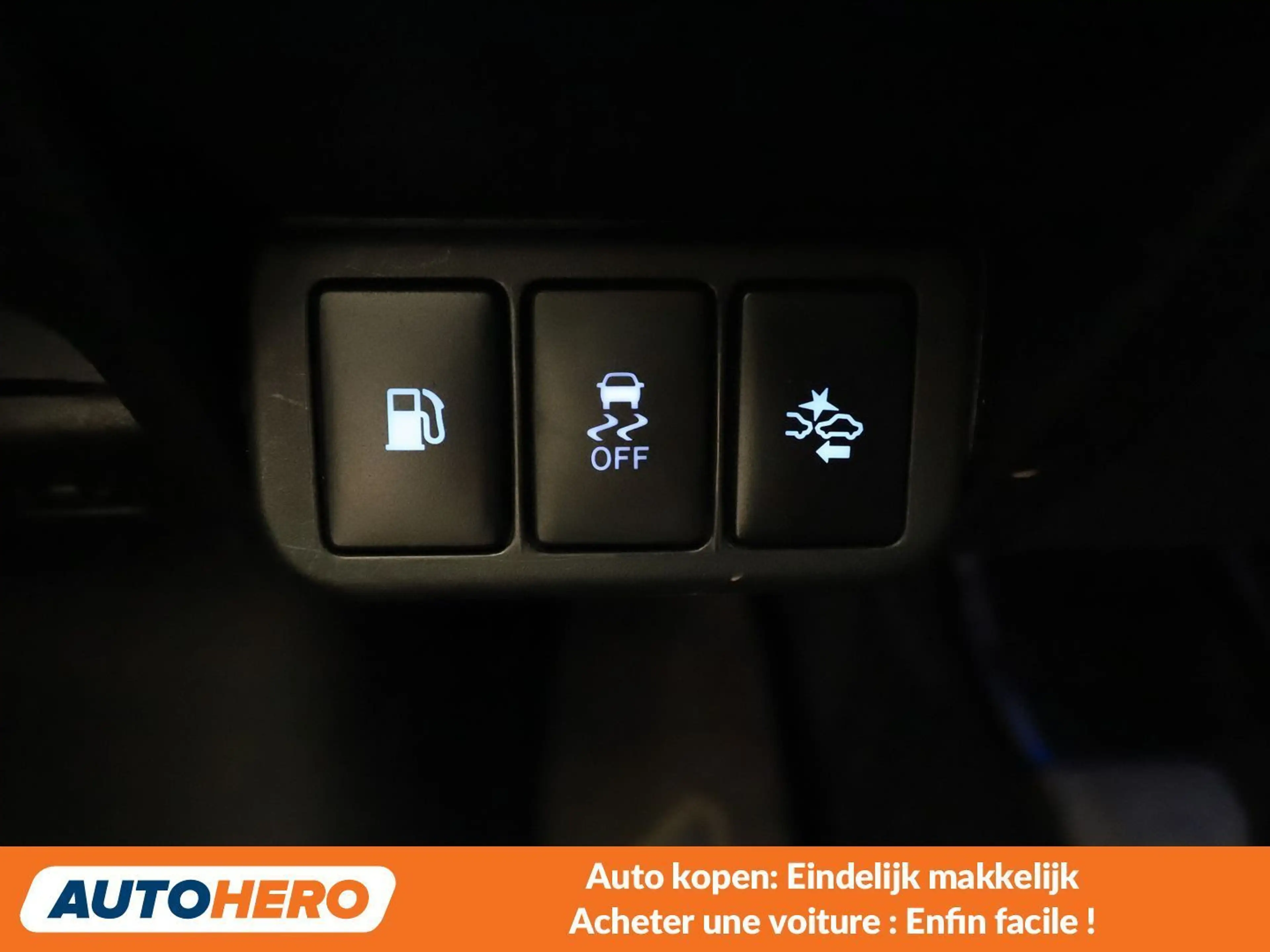 Toyota Avensis 2.0 D-4D Executive — photo 15