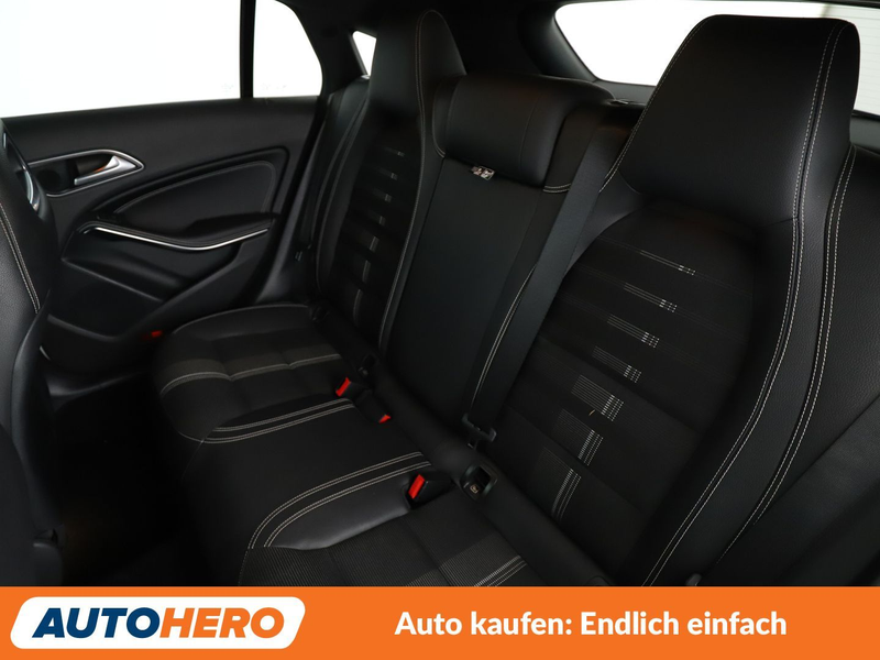 Mercedes-Benz CLA 180 Shooting Brake Urban Aut.*LED*NAVI*TEMPO*PDC*SHZ* — photo 14