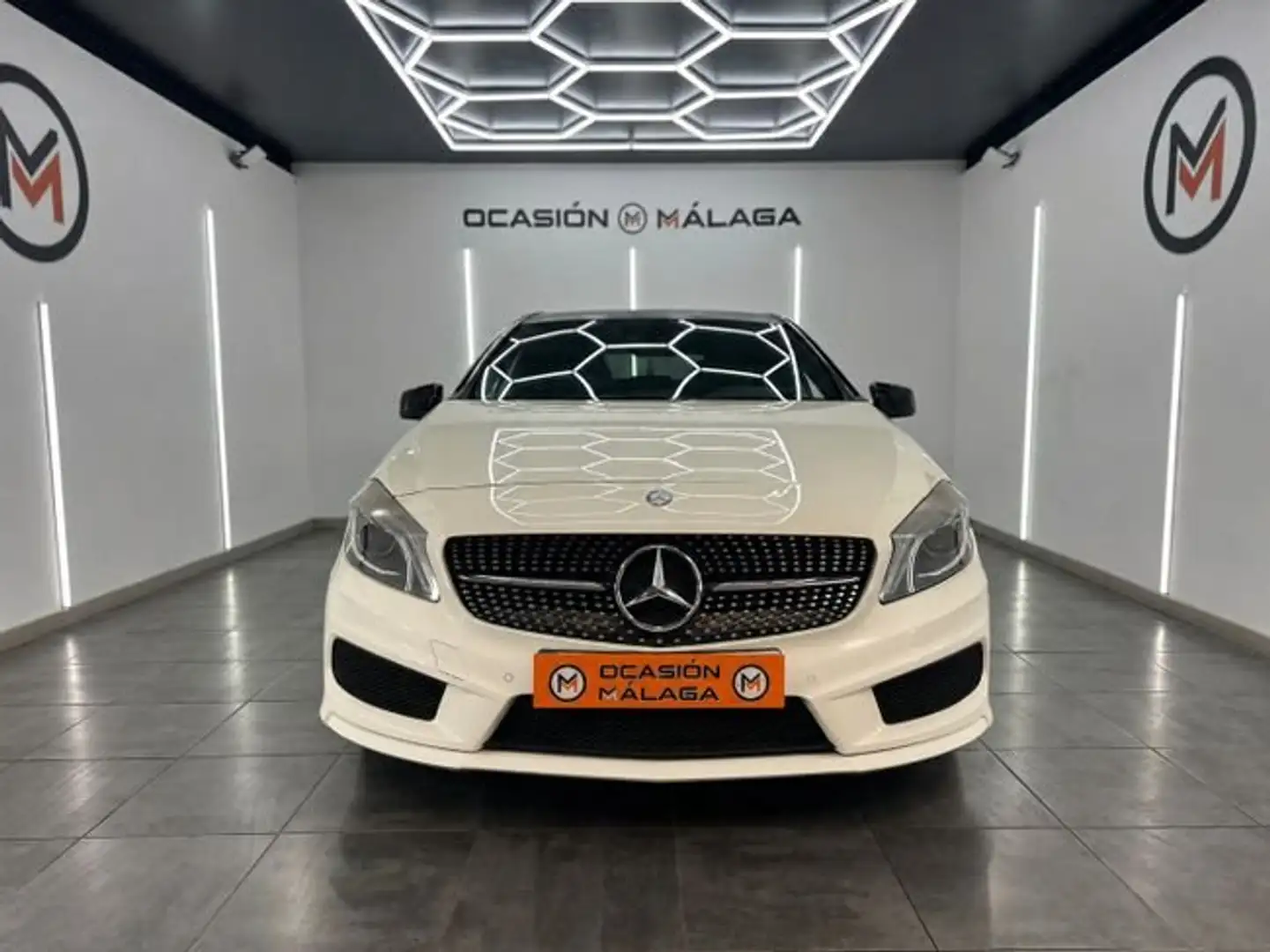 Mercedes-Benz A 220 CDI Aut. AMG Line Blanco - 2