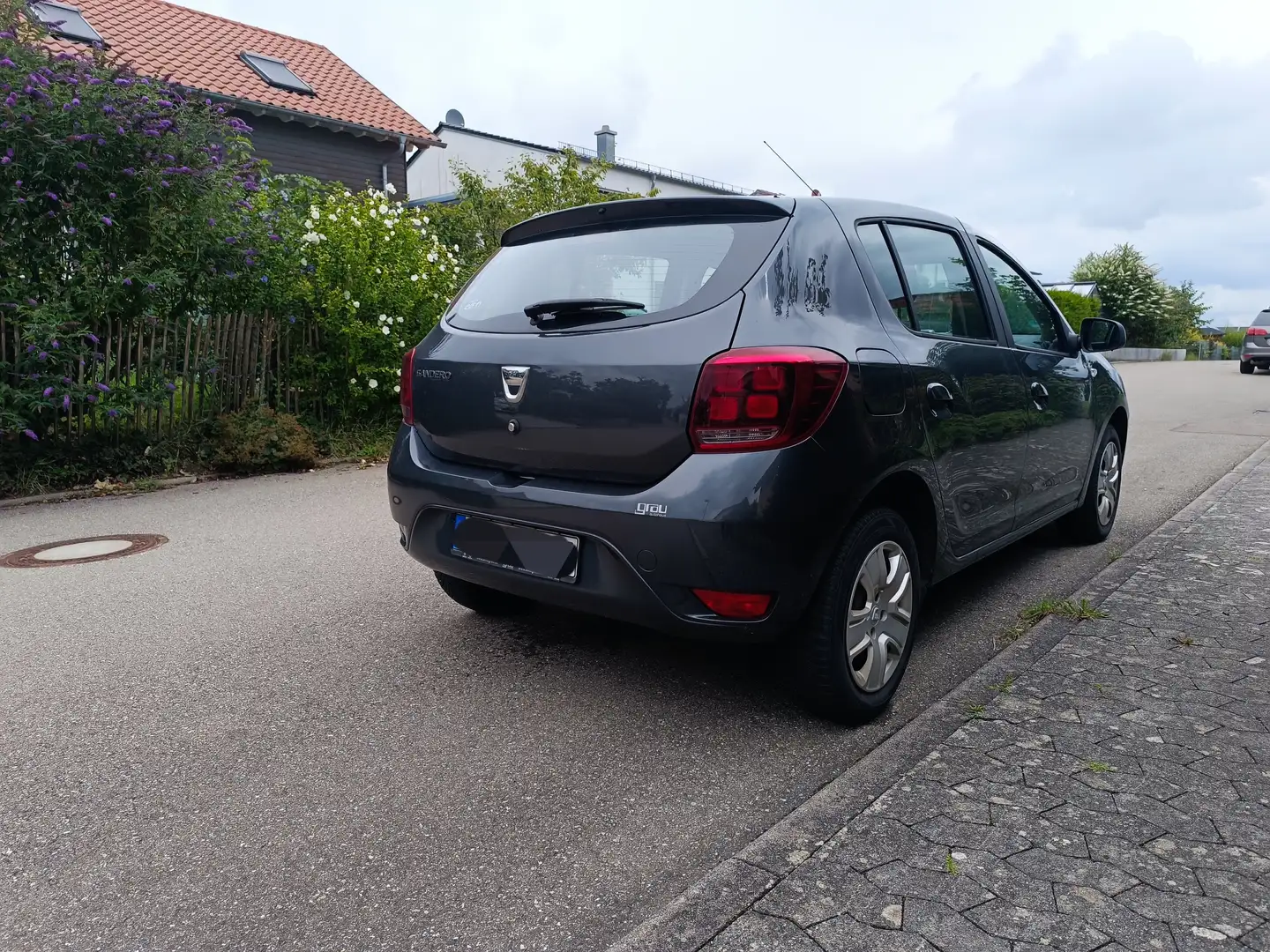 Dacia Sandero Sandero SCe 75 Laureate Grau - 2