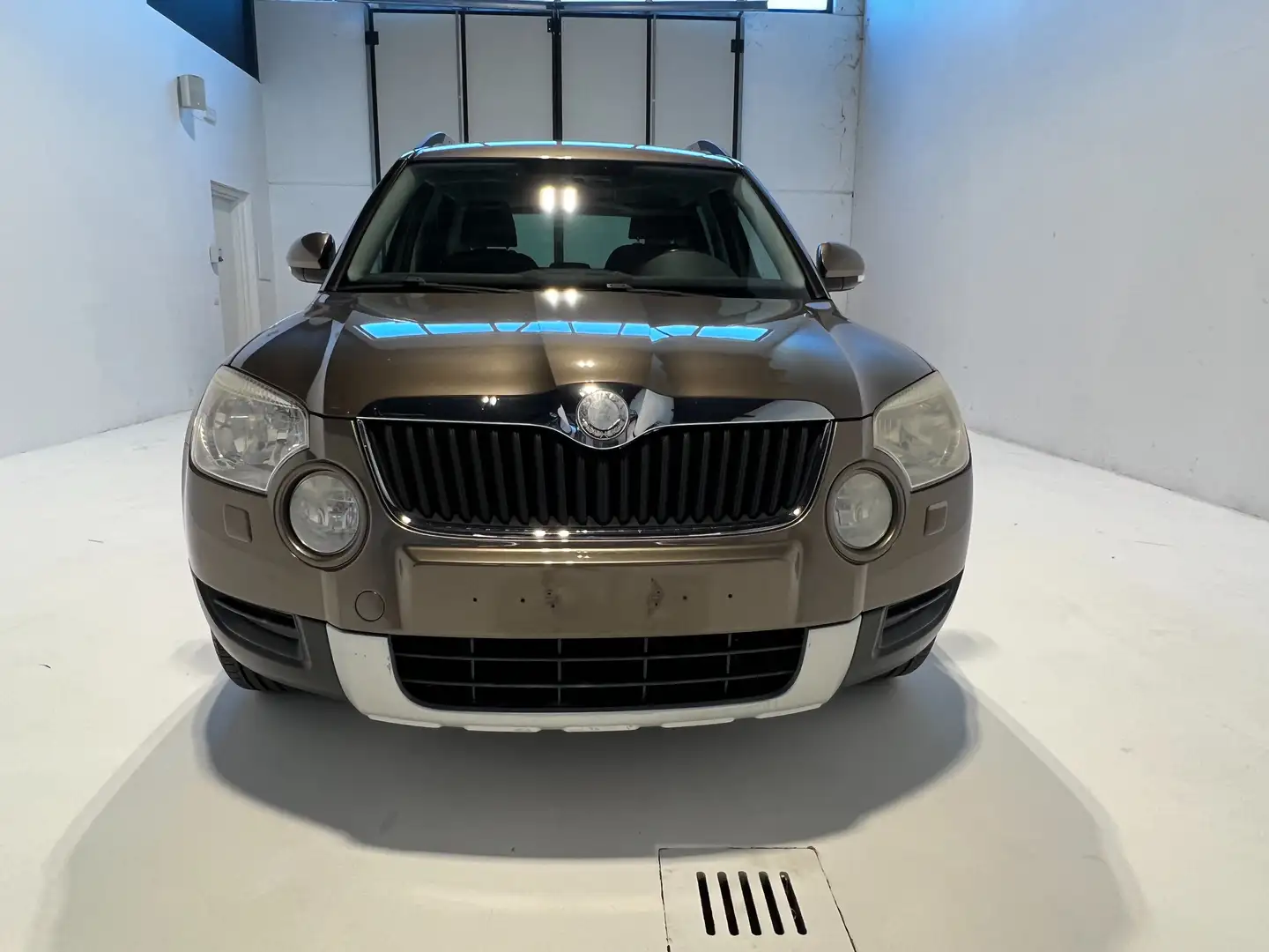 Skoda Yeti Yeti 1.2 tsi Elegance Grigio - 2
