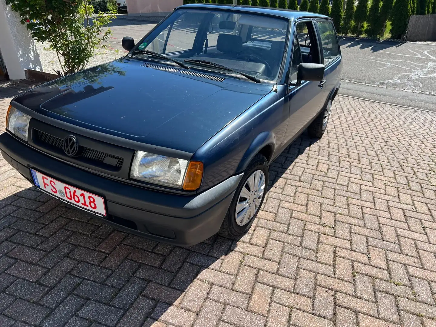 Volkswagen Polo Blau - 1