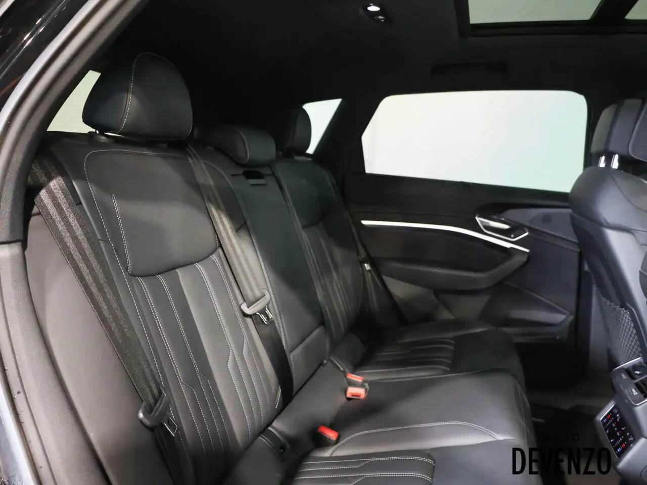 Audi e-tron снимка Audi e-tron