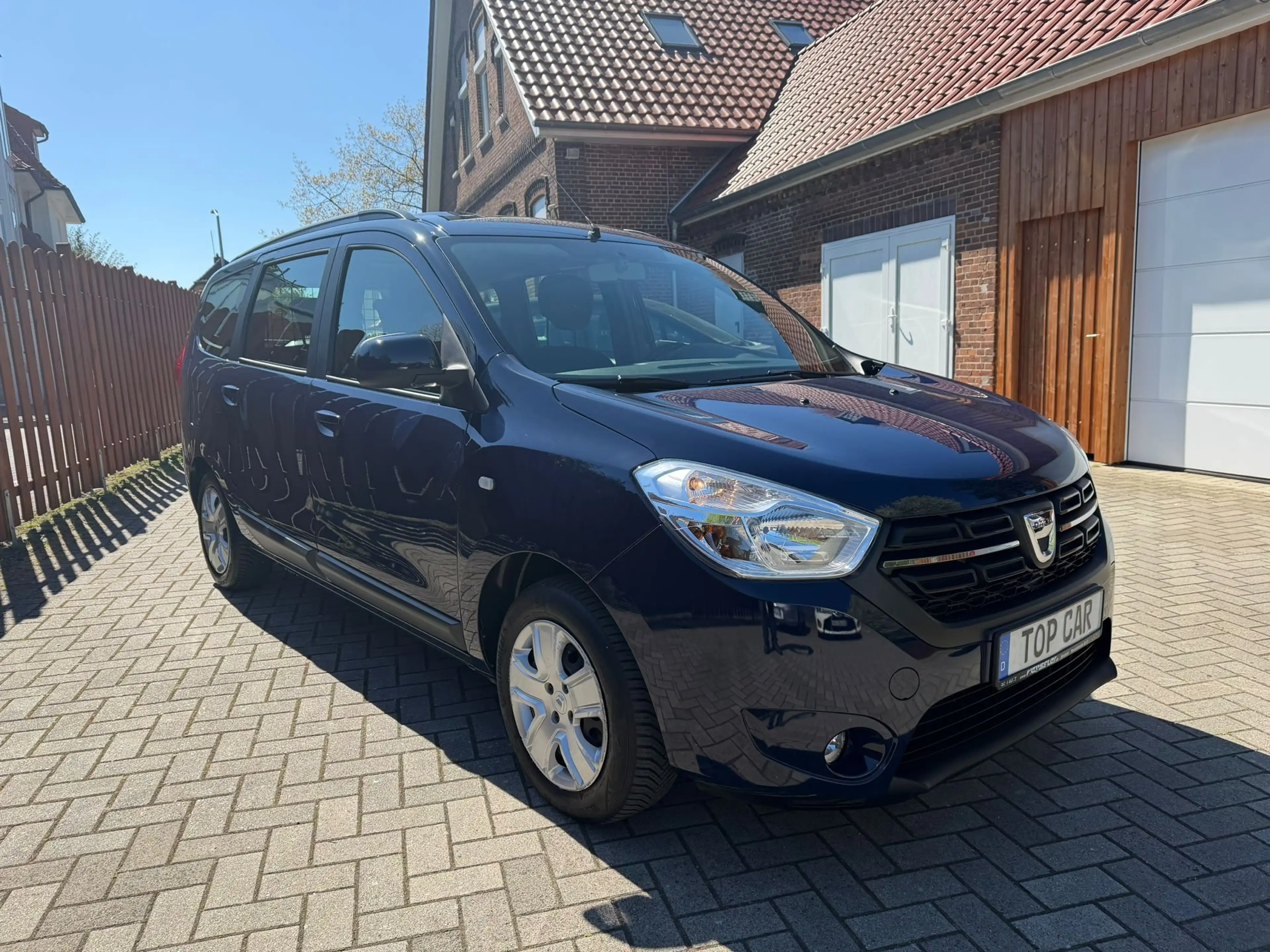 Dacia Lodgy Laureate (LPG) Tüv Neu (91Tkm)1Hand — photo 2