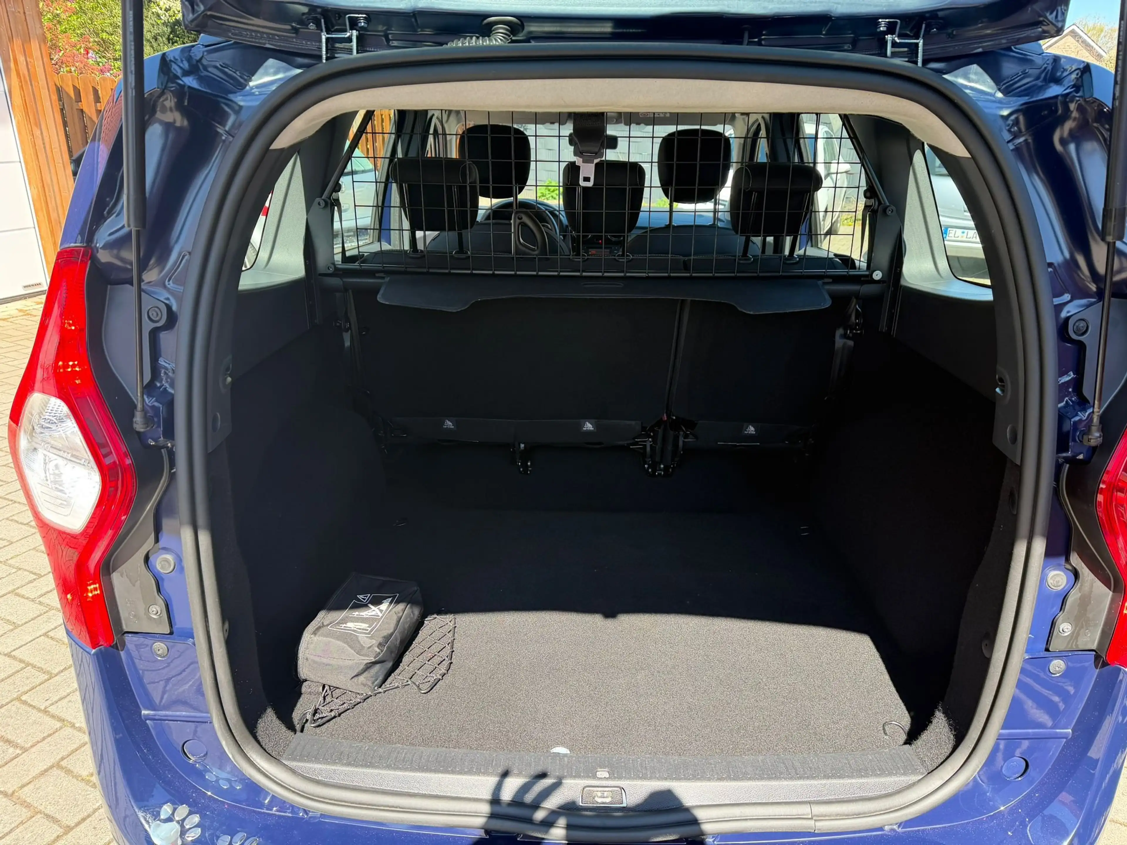 Dacia Lodgy Laureate (LPG) Tüv Neu (91Tkm)1Hand — photo 14
