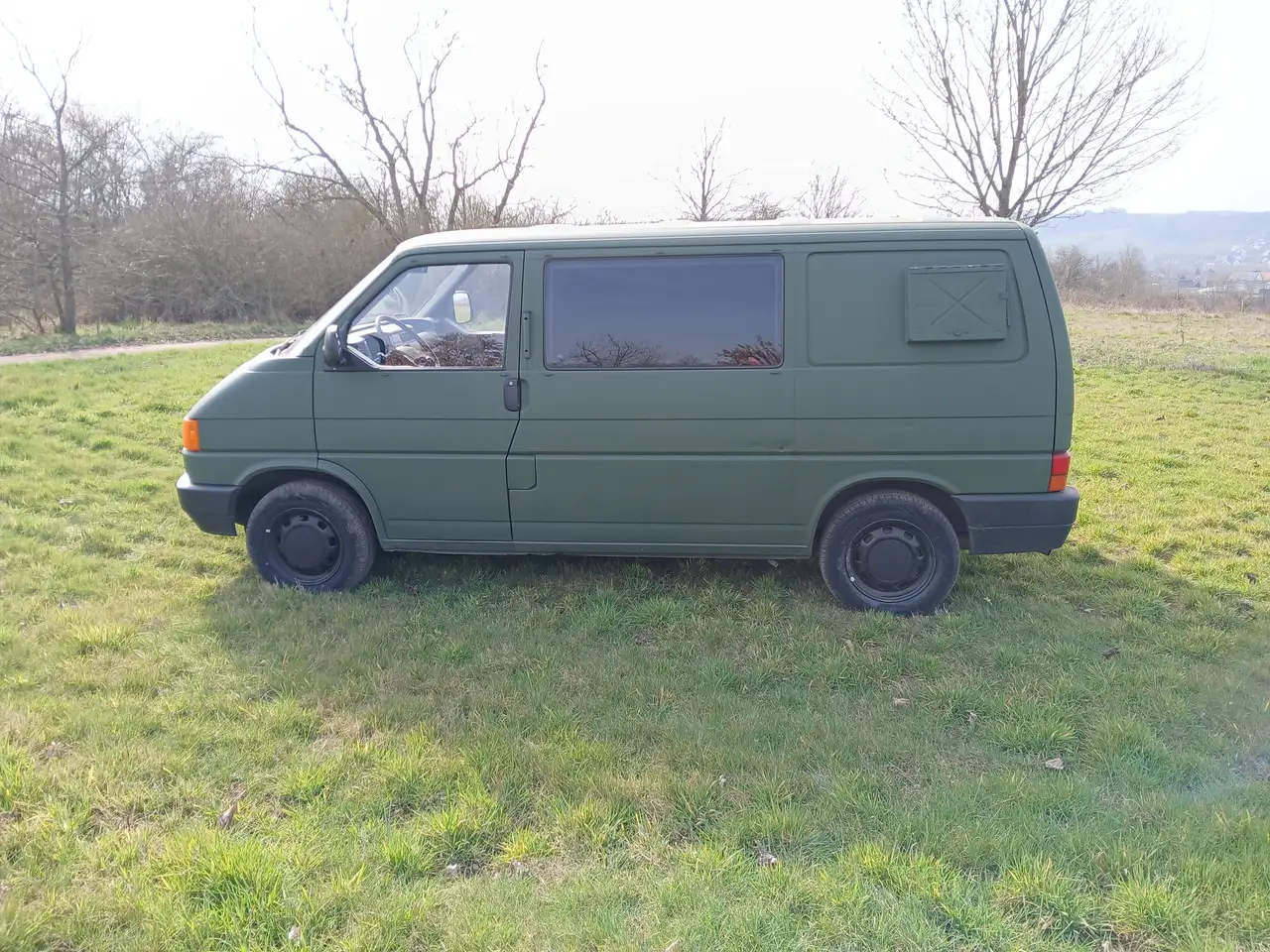Volkswagen T4 VW T4 2.4 D Bundeswehr | Rostfrei | Wertgutachten | TÜV 2028 | 50.500 km, foto 6