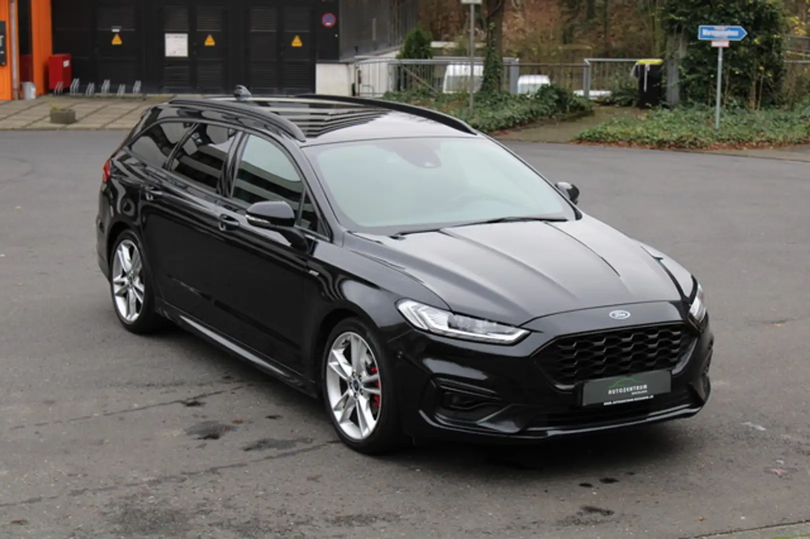 Ford Mondeo Turnier ST-line/Totw/Spur/Kamera/Keyless Schwarz - 1