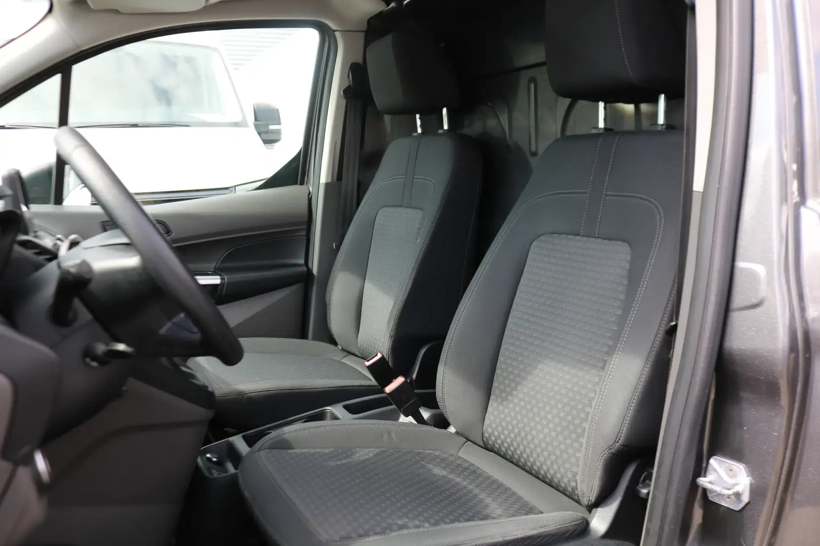 Ford Transit Connect 1.5 EcoBlue L2 Trend Automaat Gris - 2