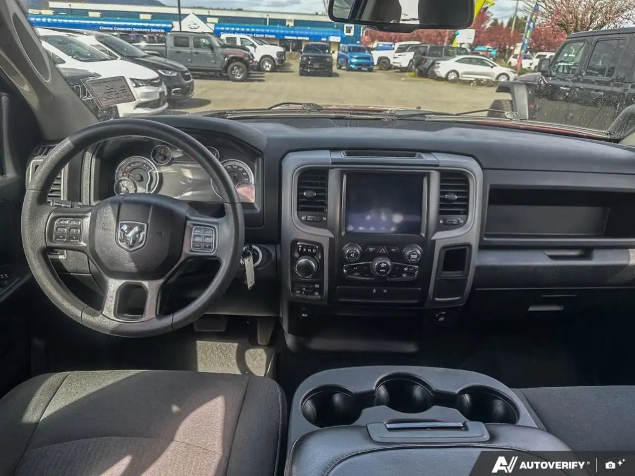 RAM 1500 снимка RAM 1500