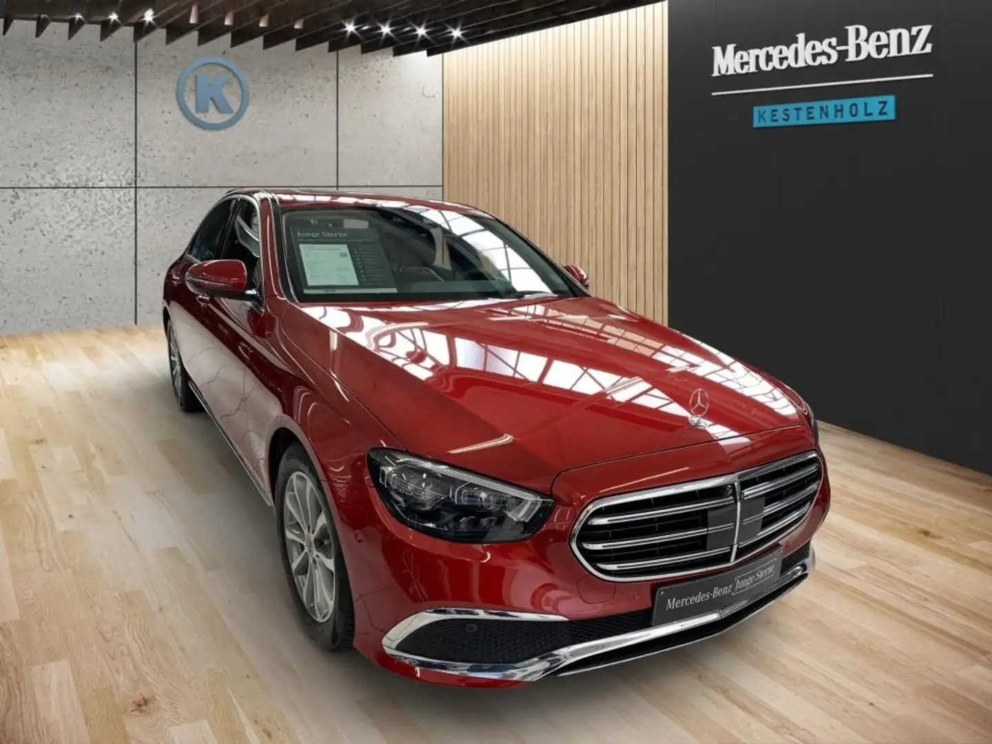 Mercedes-Benz E 220 d Limousine *AVANTGARDE*MBUX*MEMO*HUD*SHZ* Червоний - 2