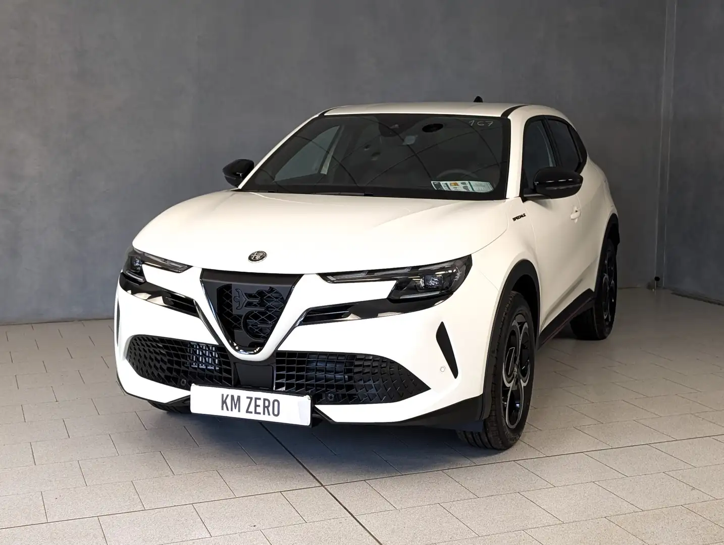 Alfa Romeo Junior 1.2 HYBRID 136CV EDCT6 TECH SPECIALE - 2