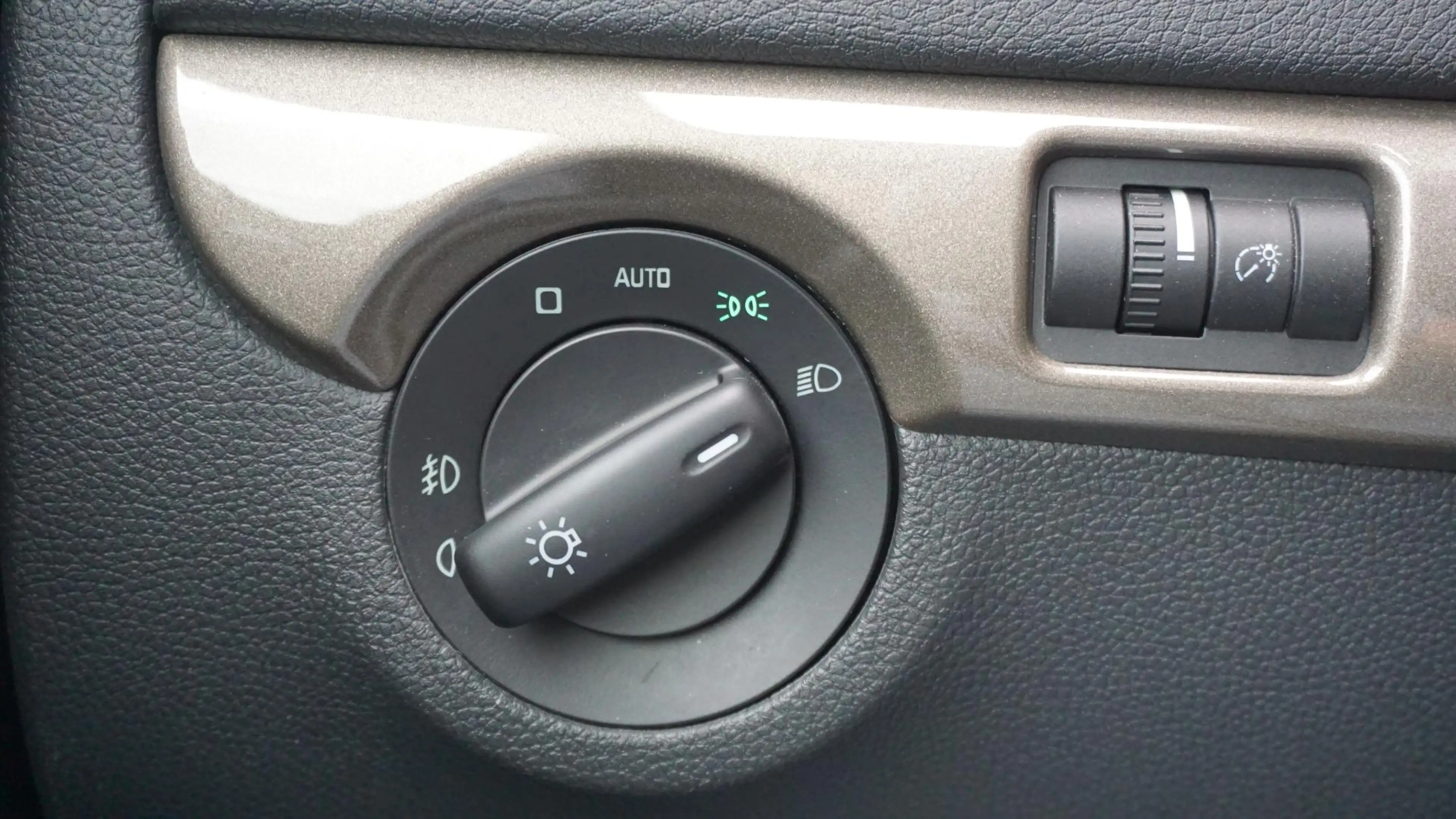 Skoda Yeti 1.2 TSI 105pk DSG Outdoor Outdoor & Elegance Leder — photo 20