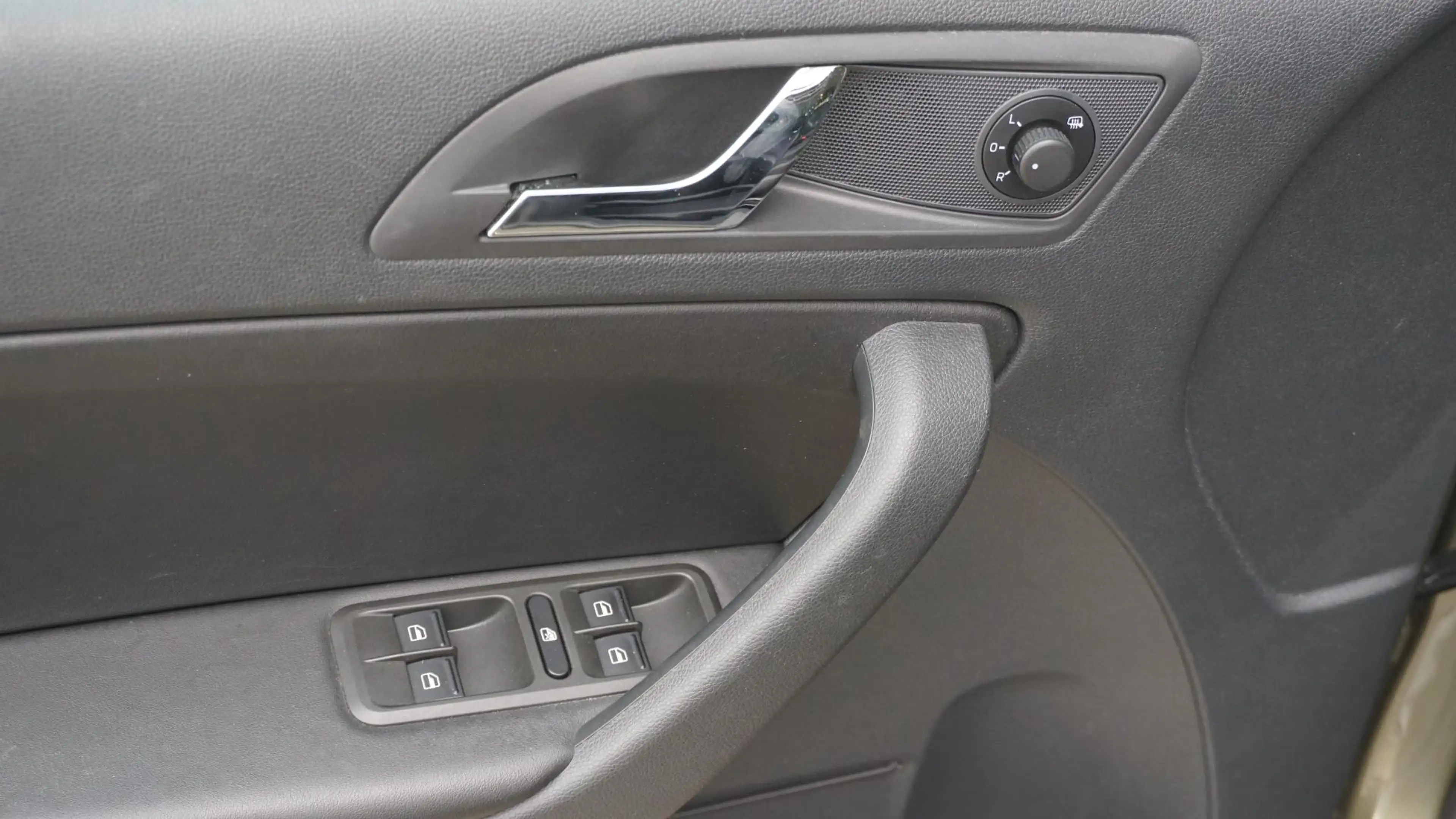 Skoda Yeti 1.2 TSI 105pk DSG Outdoor Outdoor & Elegance Leder — photo 29