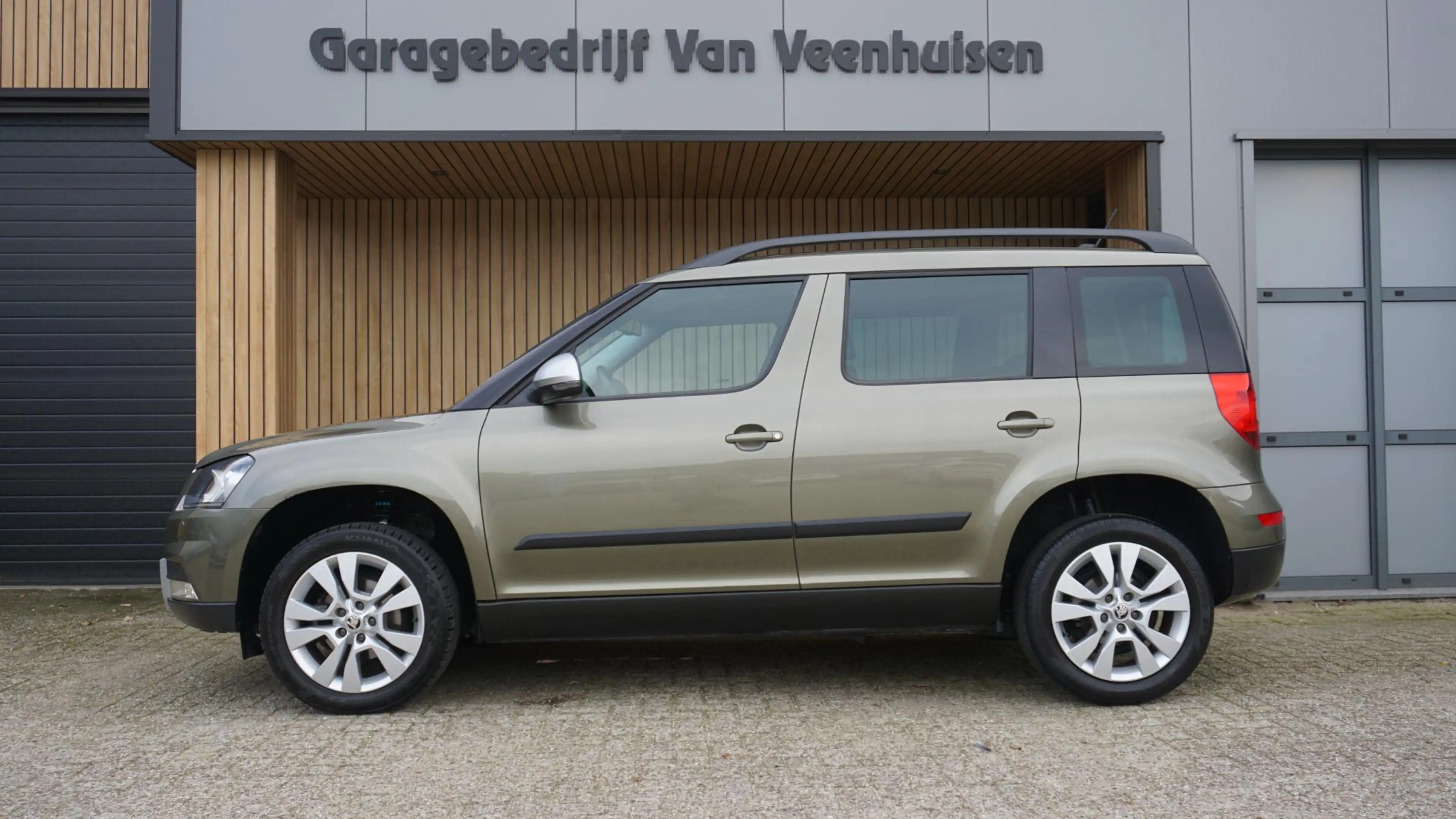 Skoda Yeti 1.2 TSI 105pk DSG Outdoor Outdoor & Elegance Leder — photo 2