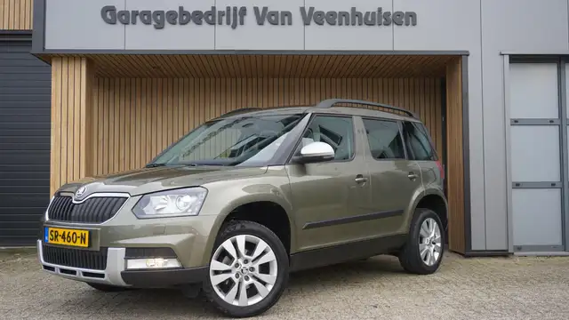 Skoda Yeti 1.2 TSI 105pk DSG Outdoor Outdoor & Elegance Leder