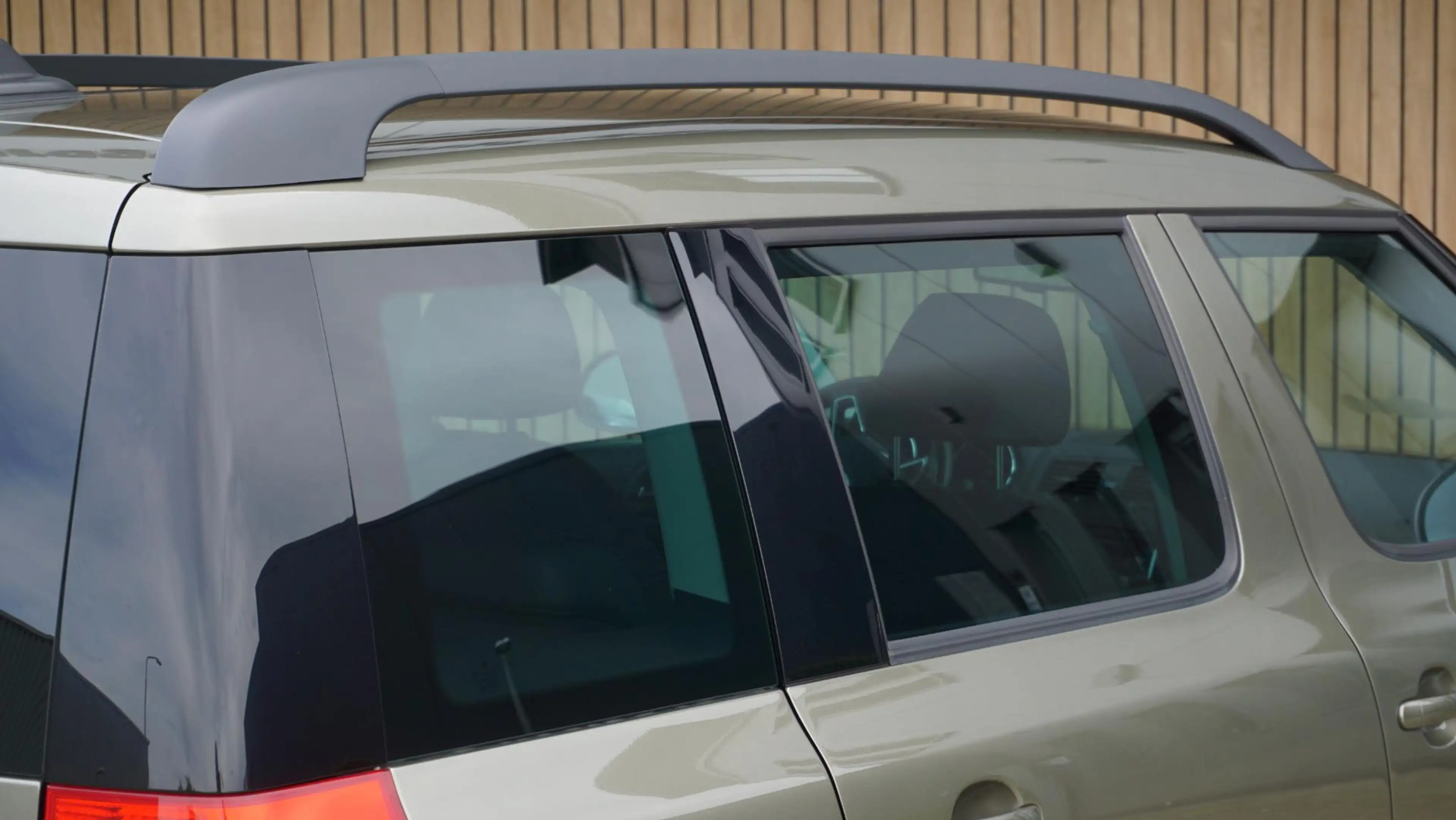 Skoda Yeti 1.2 TSI 105pk DSG Outdoor Outdoor & Elegance Leder — photo 42