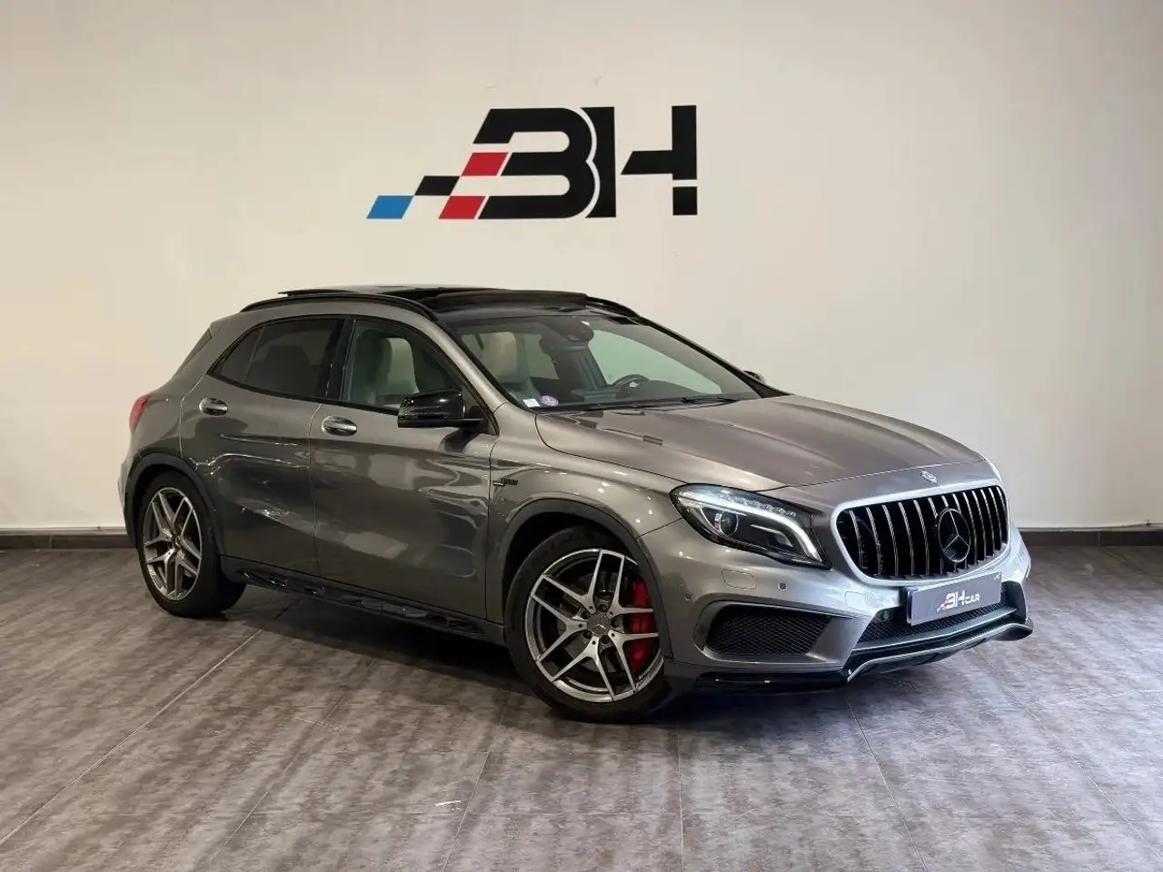 Mercedes-Benz GLA 45 AMG