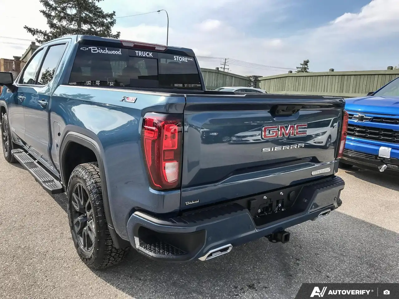 GMC Sierra 1500 снимка GMC Sierra 1500