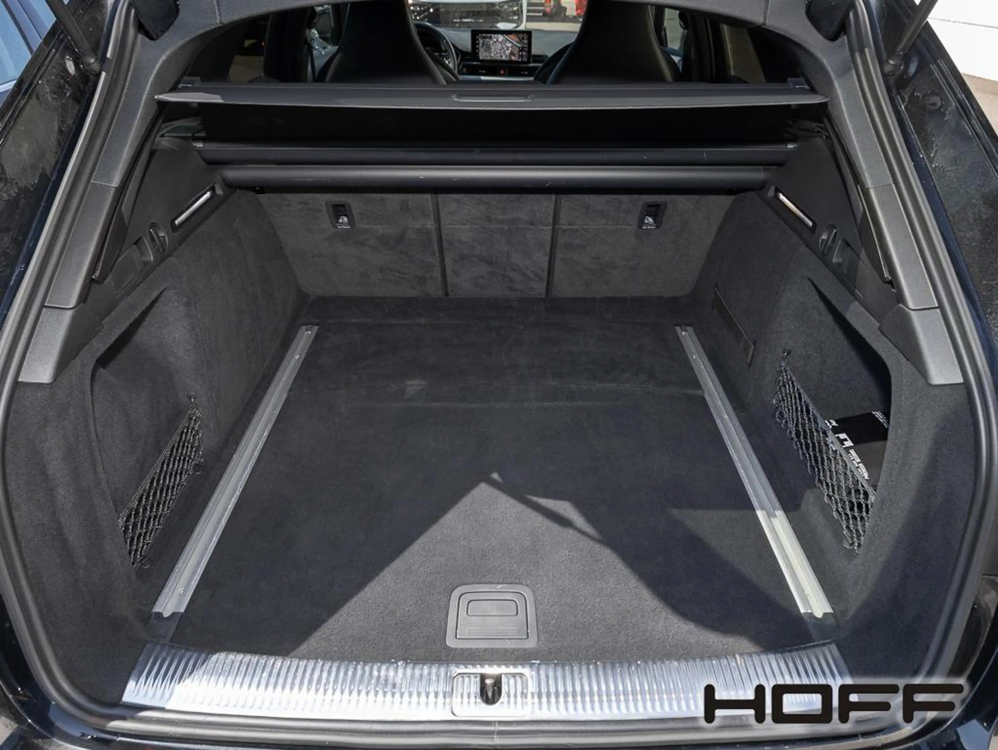 Audi RS4 Avant quattro Dynamik PANO Sportabgas HUD 20 Zoll — photo 13