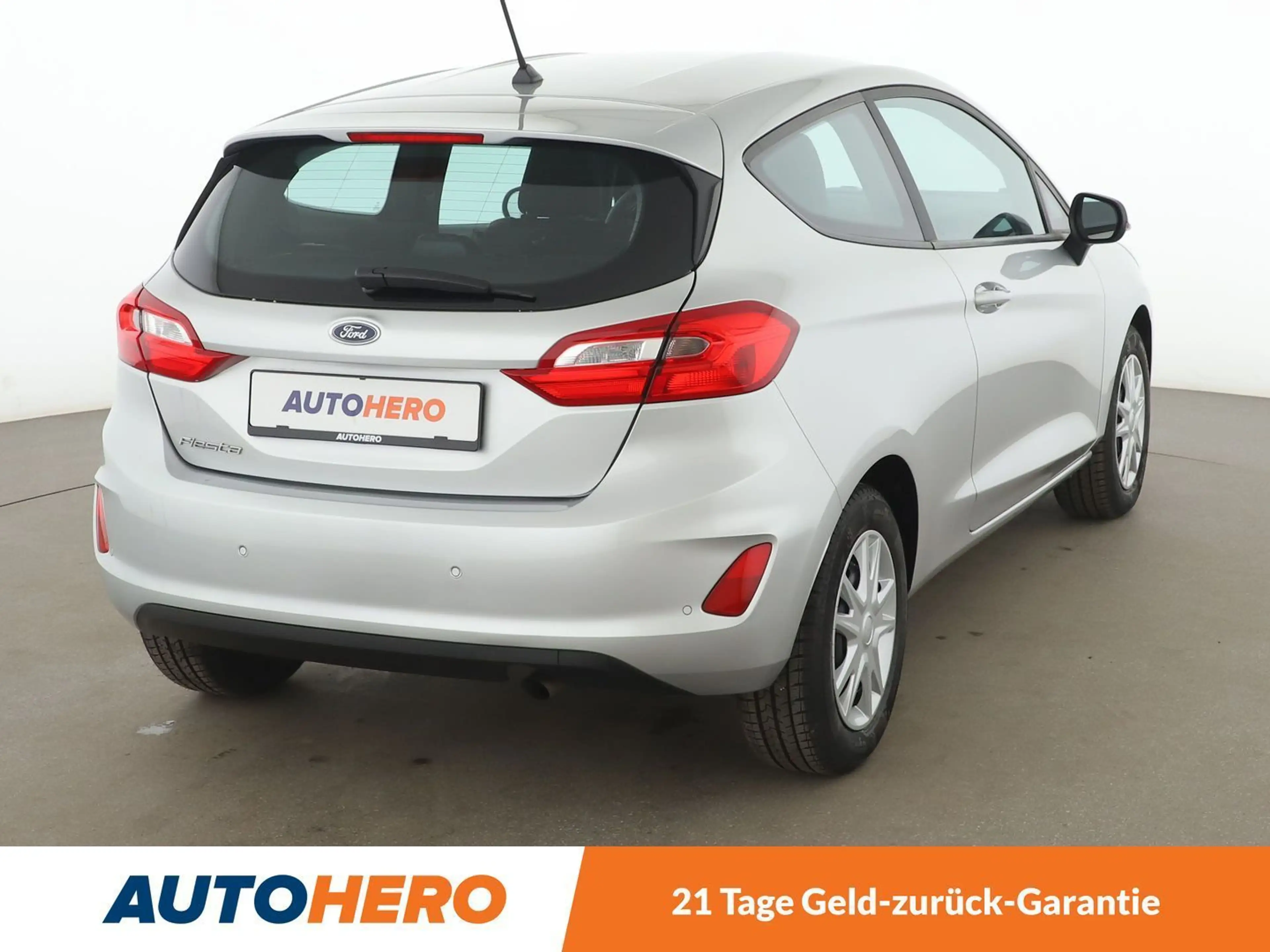Ford Fiesta 1.1 Cool&Connect*NAVI*LIM*PDC*SHZ* — photo 6
