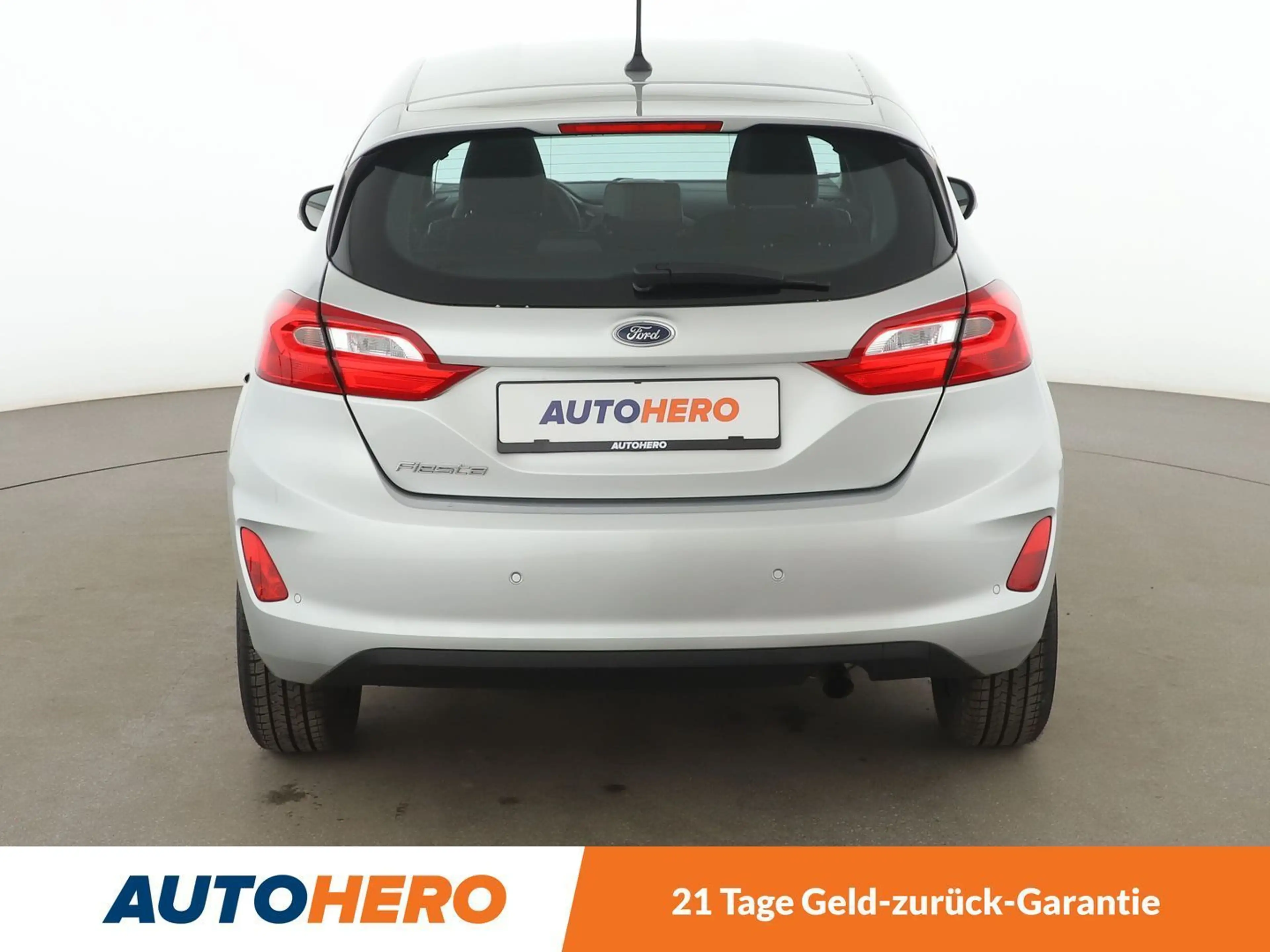 Ford Fiesta 1.1 Cool&Connect*NAVI*LIM*PDC*SHZ* — photo 5