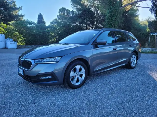 Skoda Octavia Octavia 1.0 e-TEC DSG Wagon Executive
