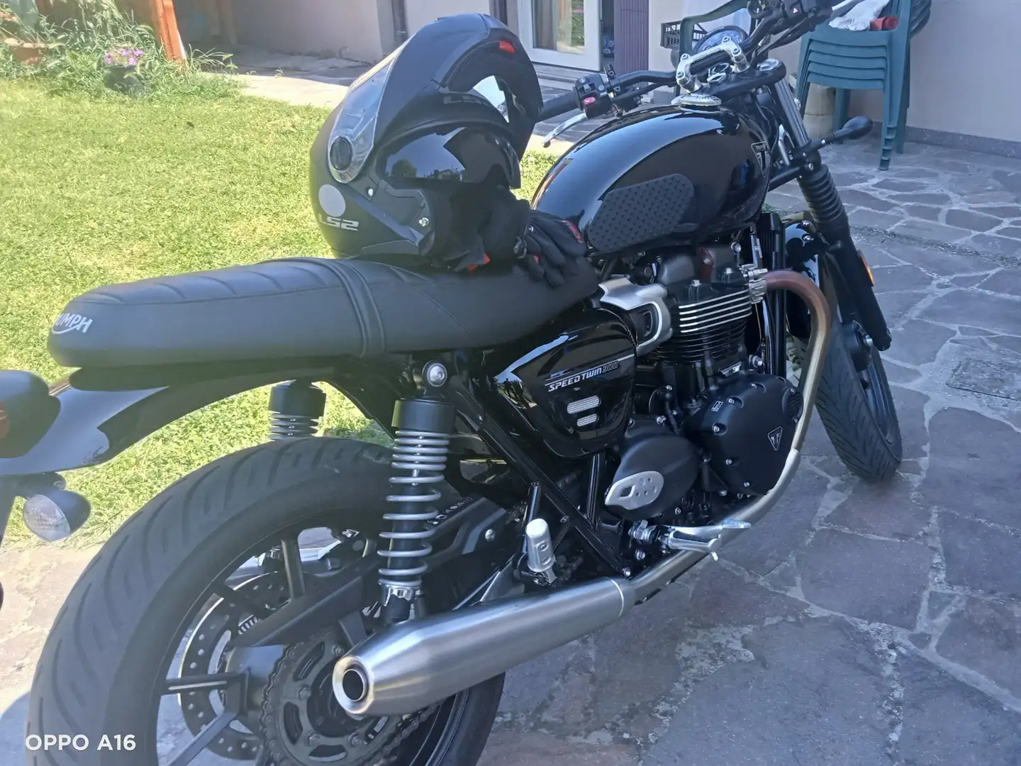 Triumph Speed Twin 900 Schwarz - 2