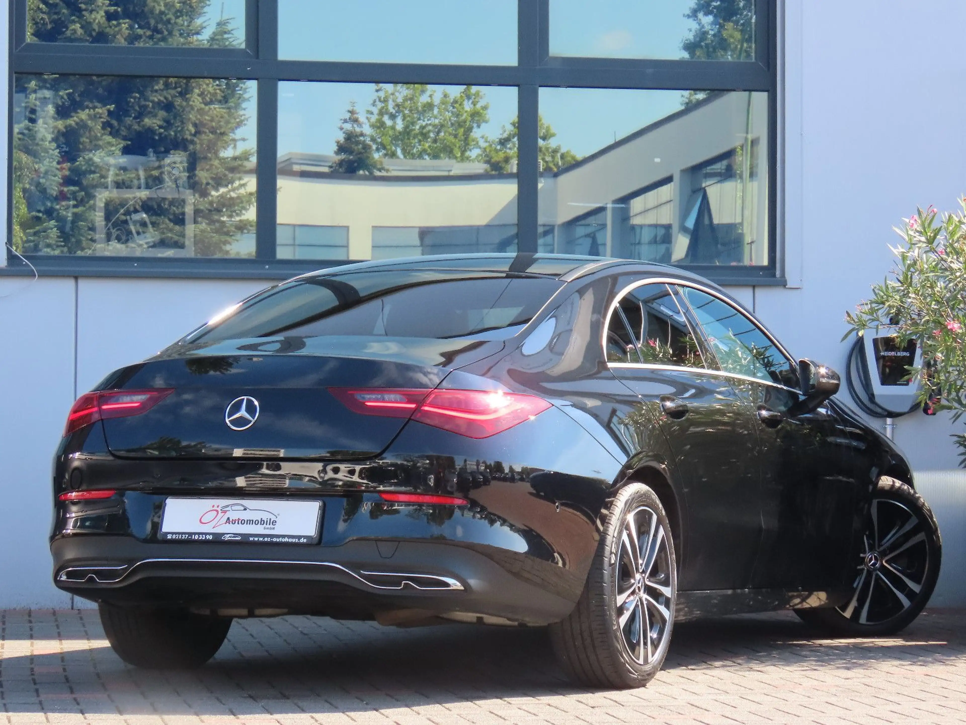 Mercedes-Benz CLA 220 d Autom. Leder Sitzheizung Klima ACC — photo 4